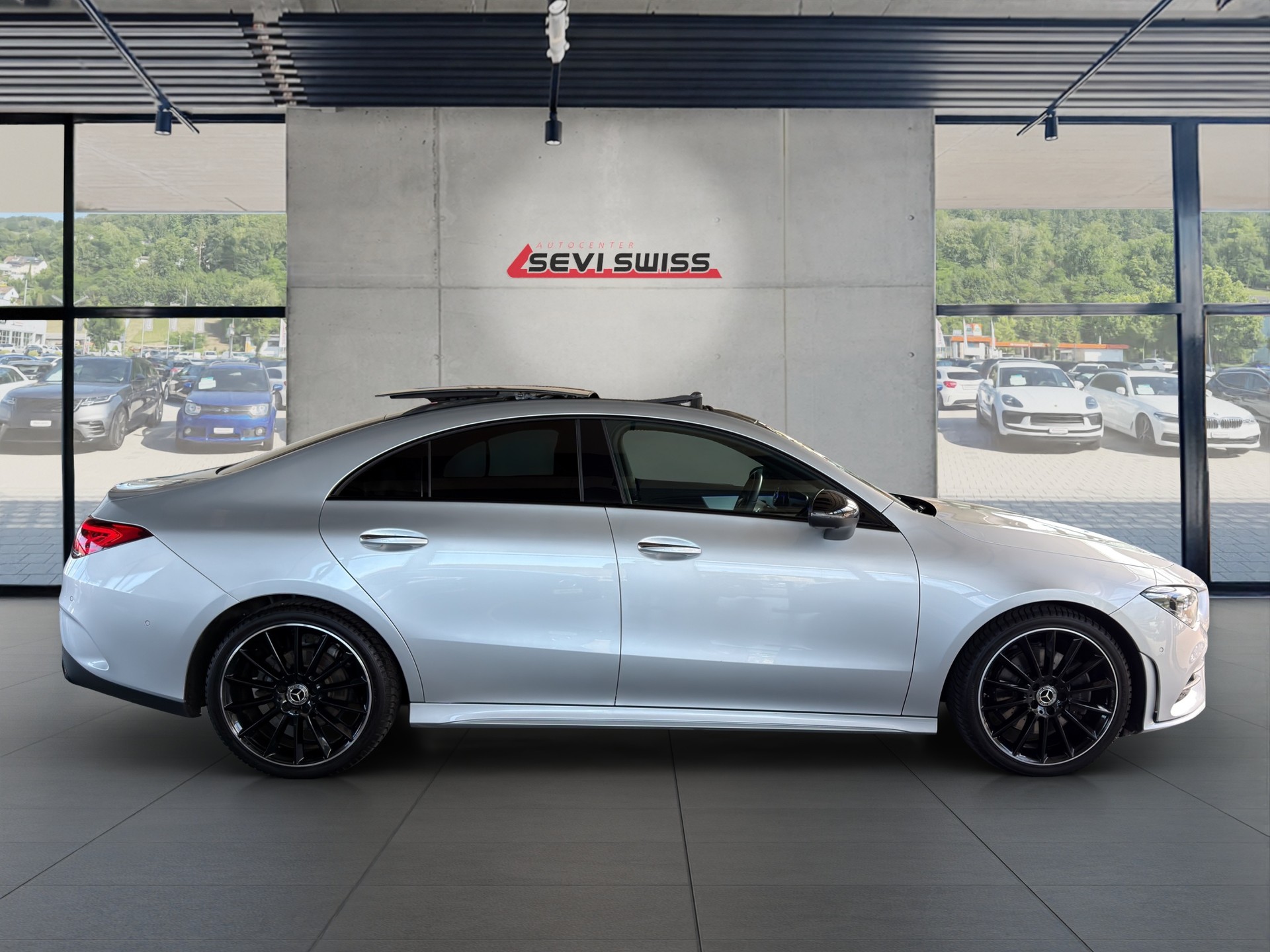 MERCEDES-BENZ CLA 200 AMG Line 7G-DCT*Frisch ab MFK,1 Jahr oder 20'000km Garantie auf Motor und Getriebe*-showroom-element-1