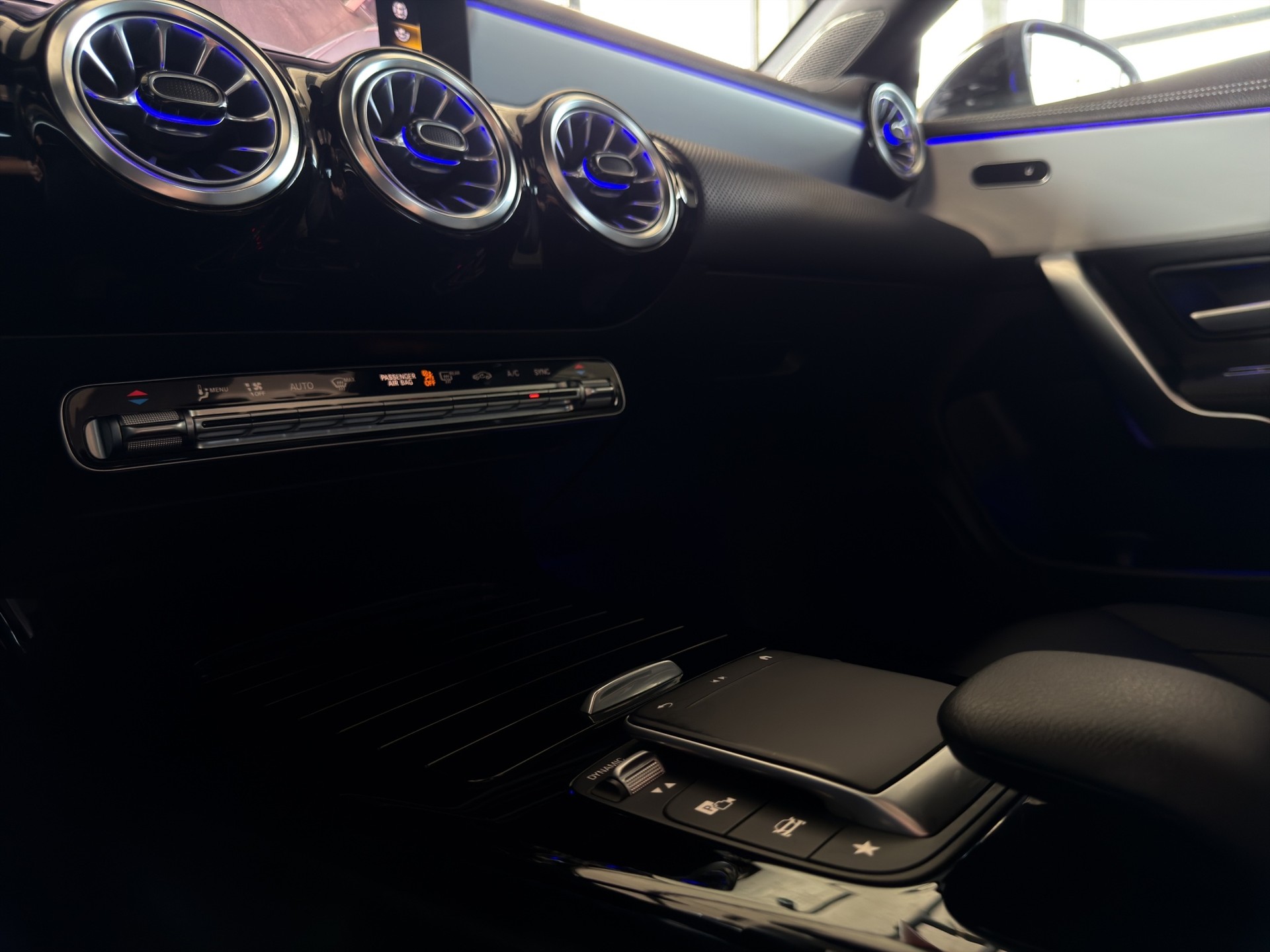 MERCEDES-BENZ CLA 200 AMG Line 7G-DCT*Frisch ab MFK,1 Jahr oder 20'000km Garantie auf Motor und Getriebe*-image-20