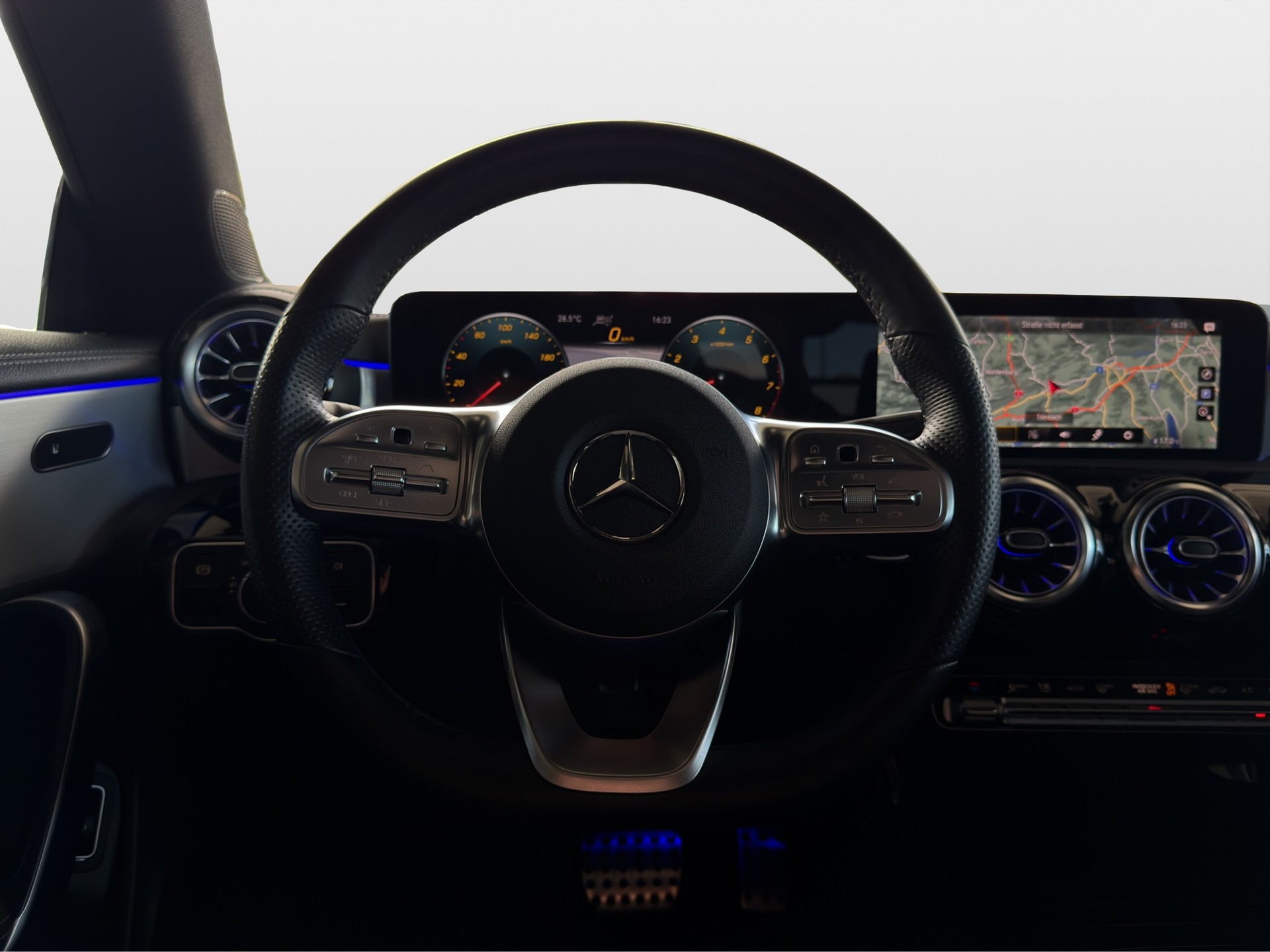 MERCEDES-BENZ CLA 200 AMG Line 7G-DCT*Frisch ab MFK,1 Jahr oder 20'000km Garantie auf Motor und Getriebe*-image-10