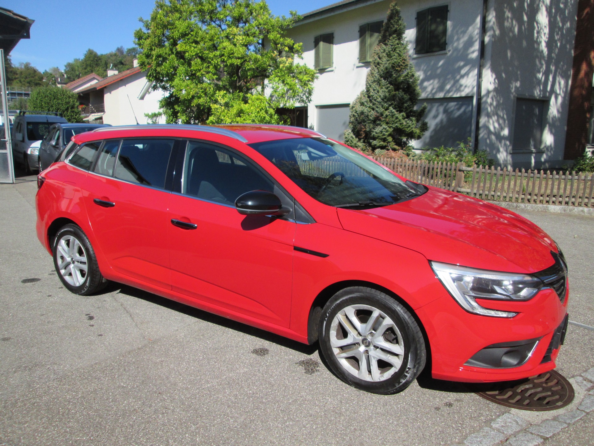 RENAULT Mégane Grandtour 1.5 dCi Business EDC-image-5