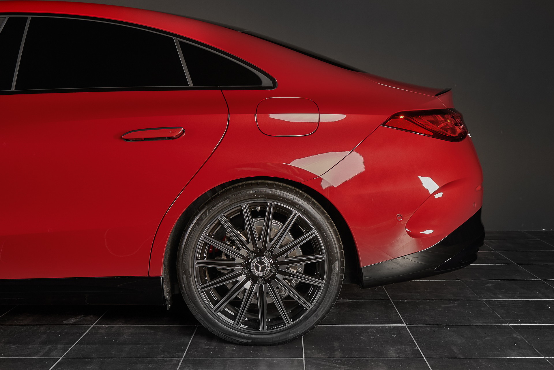 MERCEDES-BENZ CLA 220 8G-DCT 4Matic-showroom-element-3