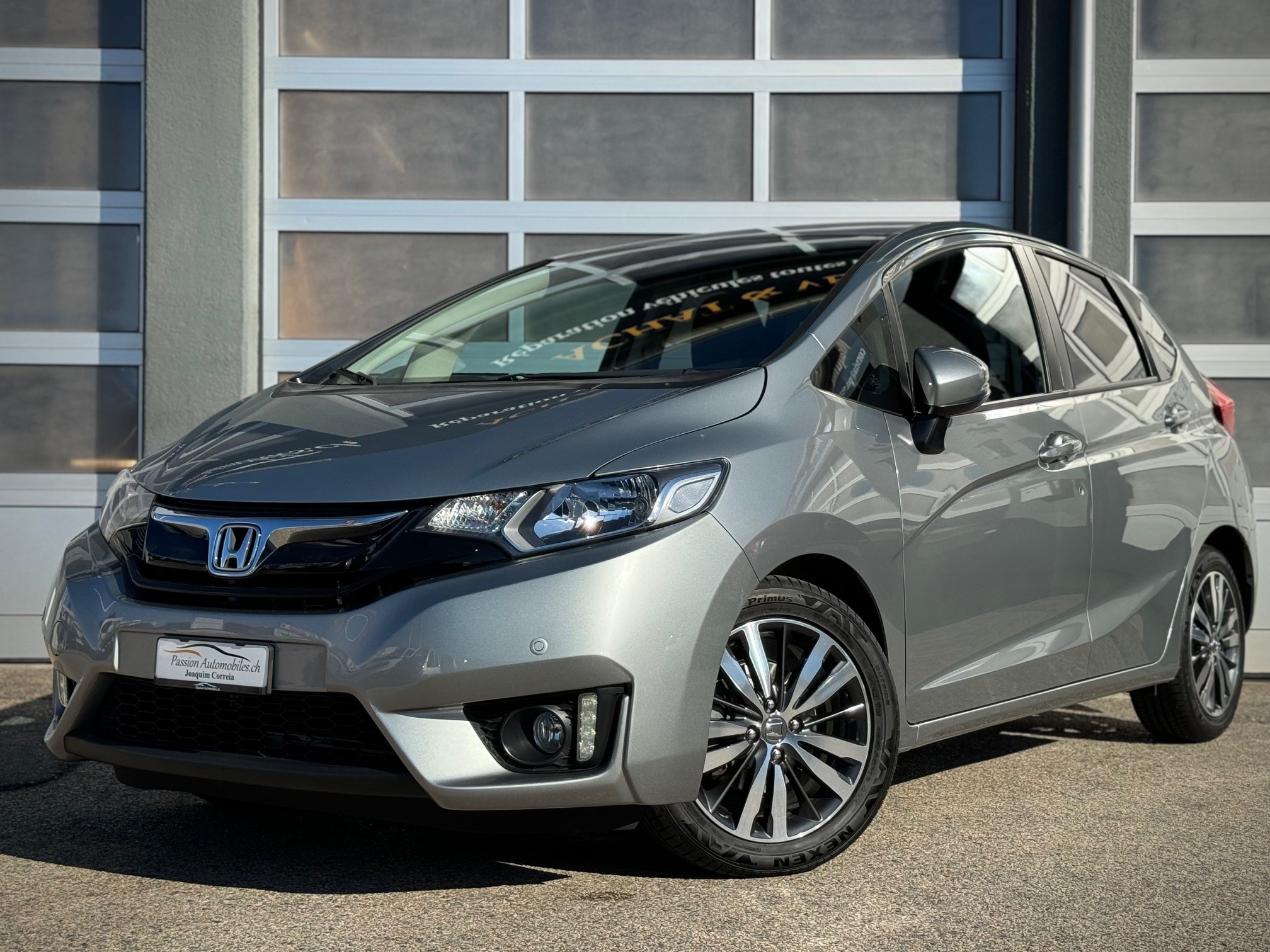 Car photo