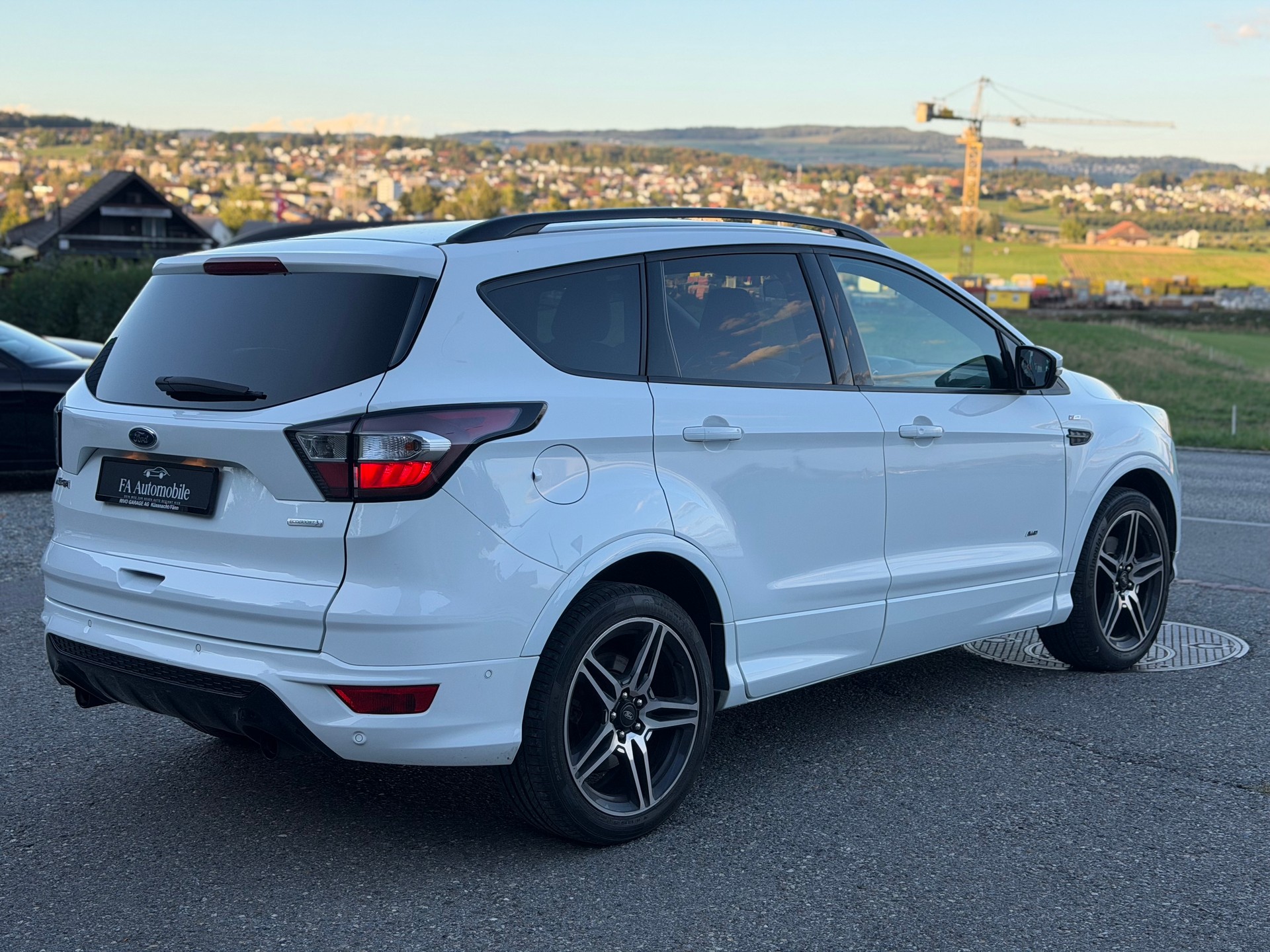 FORD Kuga 1.5 SCTi ST Line High 4WD Automatic-image-5