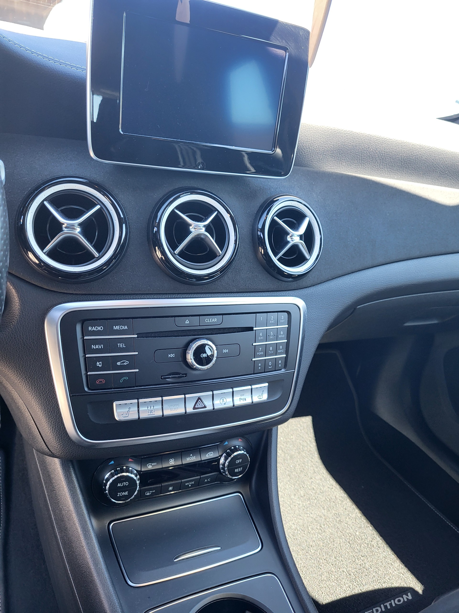 MERCEDES-BENZ A 220 AMG Line 4m-image-5