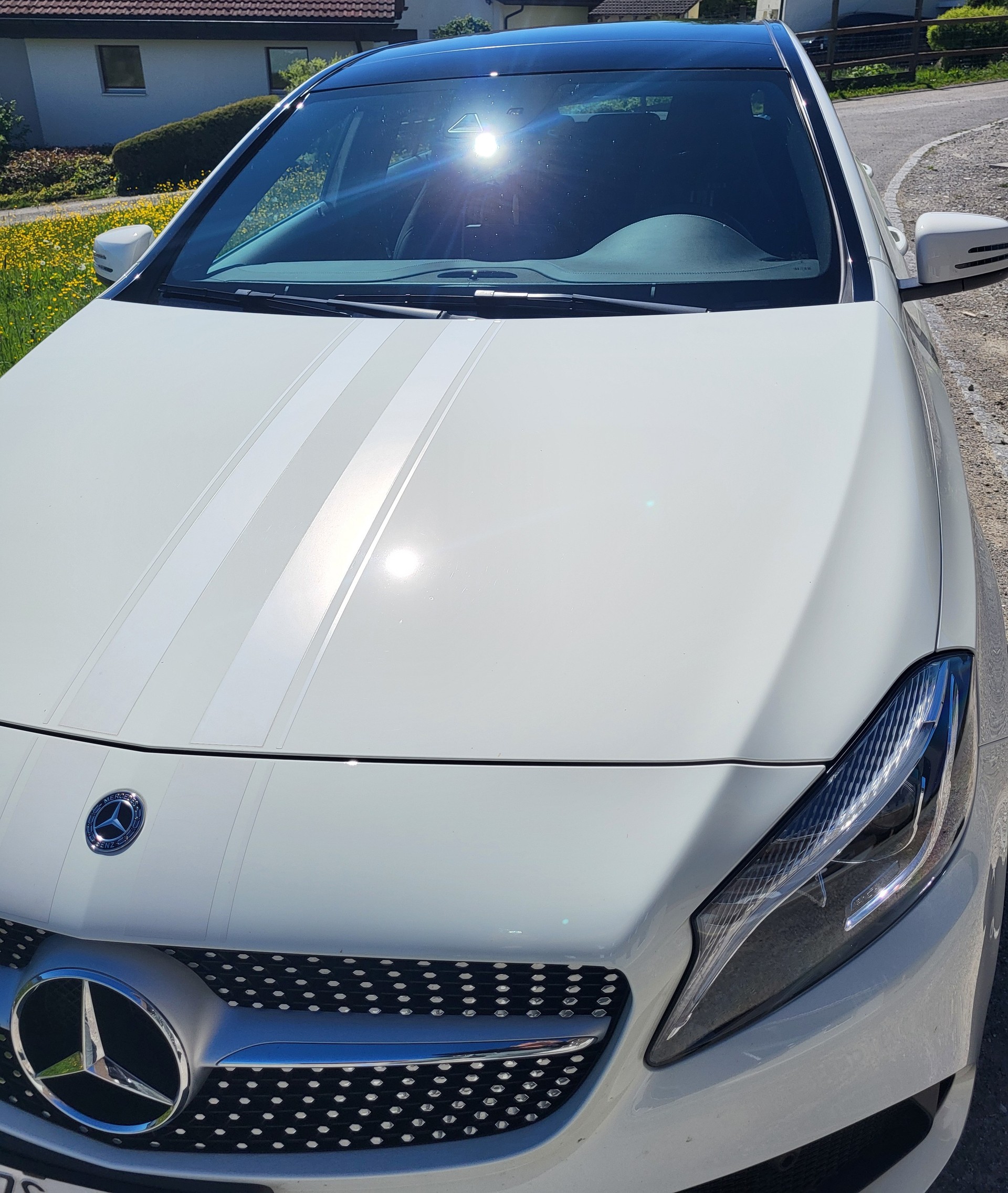 MERCEDES-BENZ A 220 AMG Line 4m-image-2