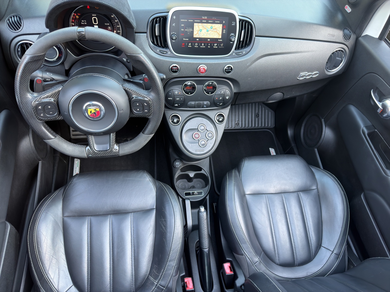 FIAT 595 C Abarth 1.4 T-Jet 180 Competizione-image-11