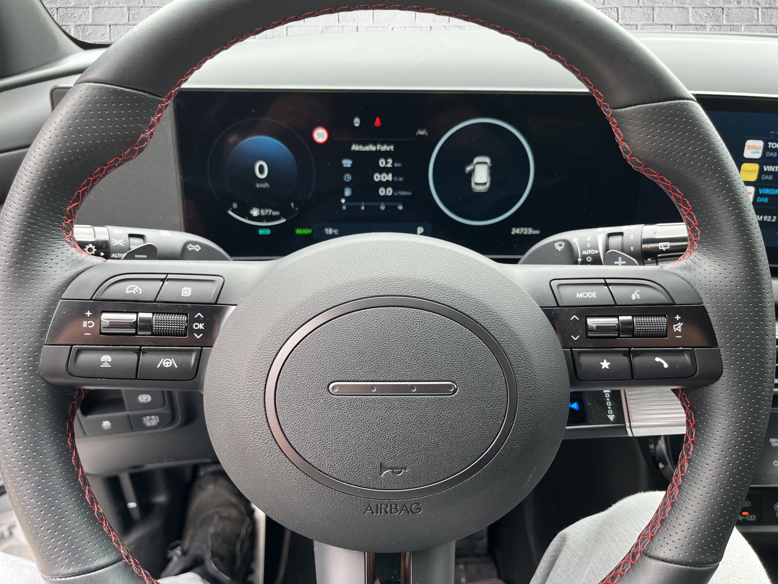 HYUNDAI Tucson 1.6 TGDI HEV N-Line 4WD-image-9