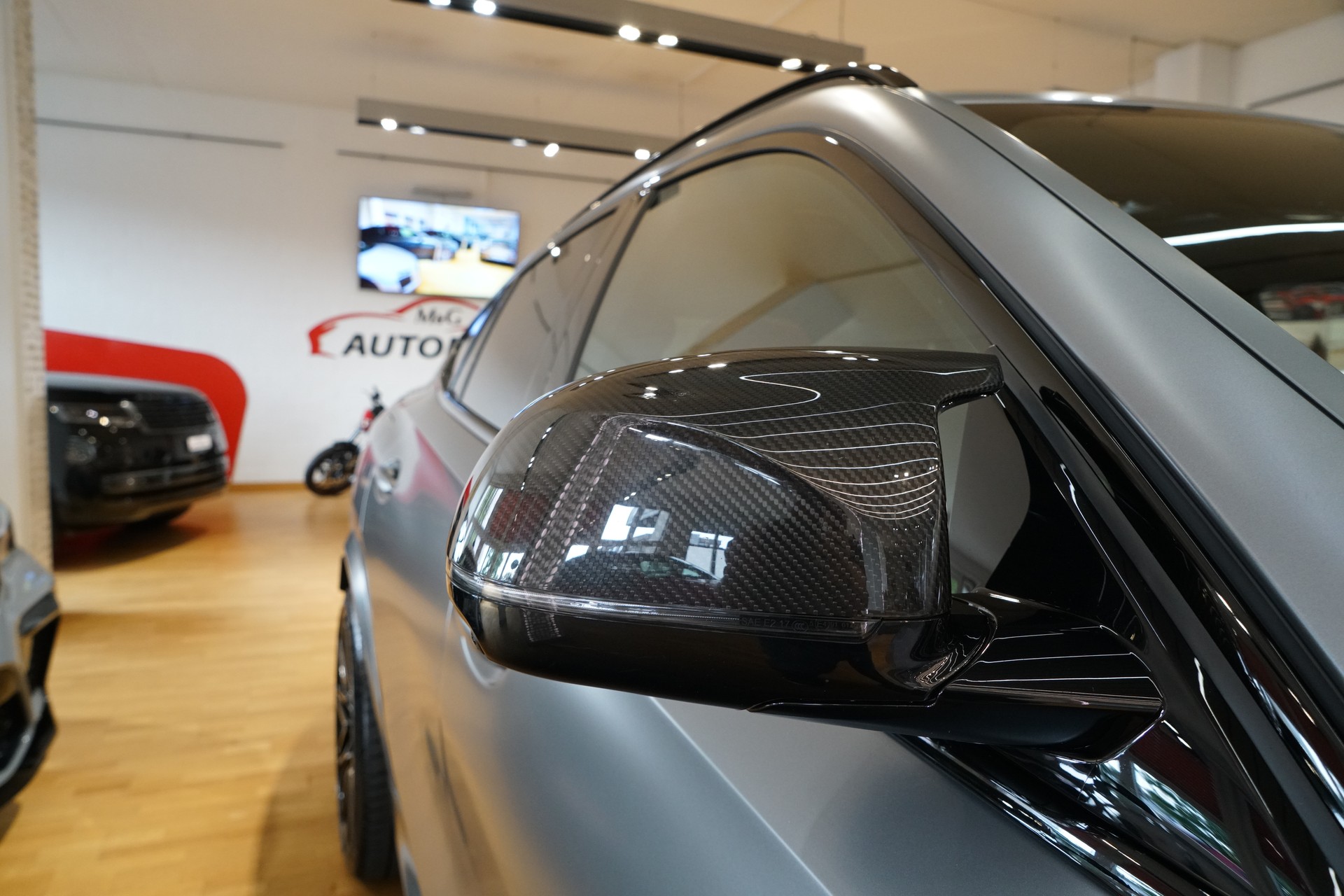 BMW X6M Steptronic M Competition Frozen Pure Grey-image-3
