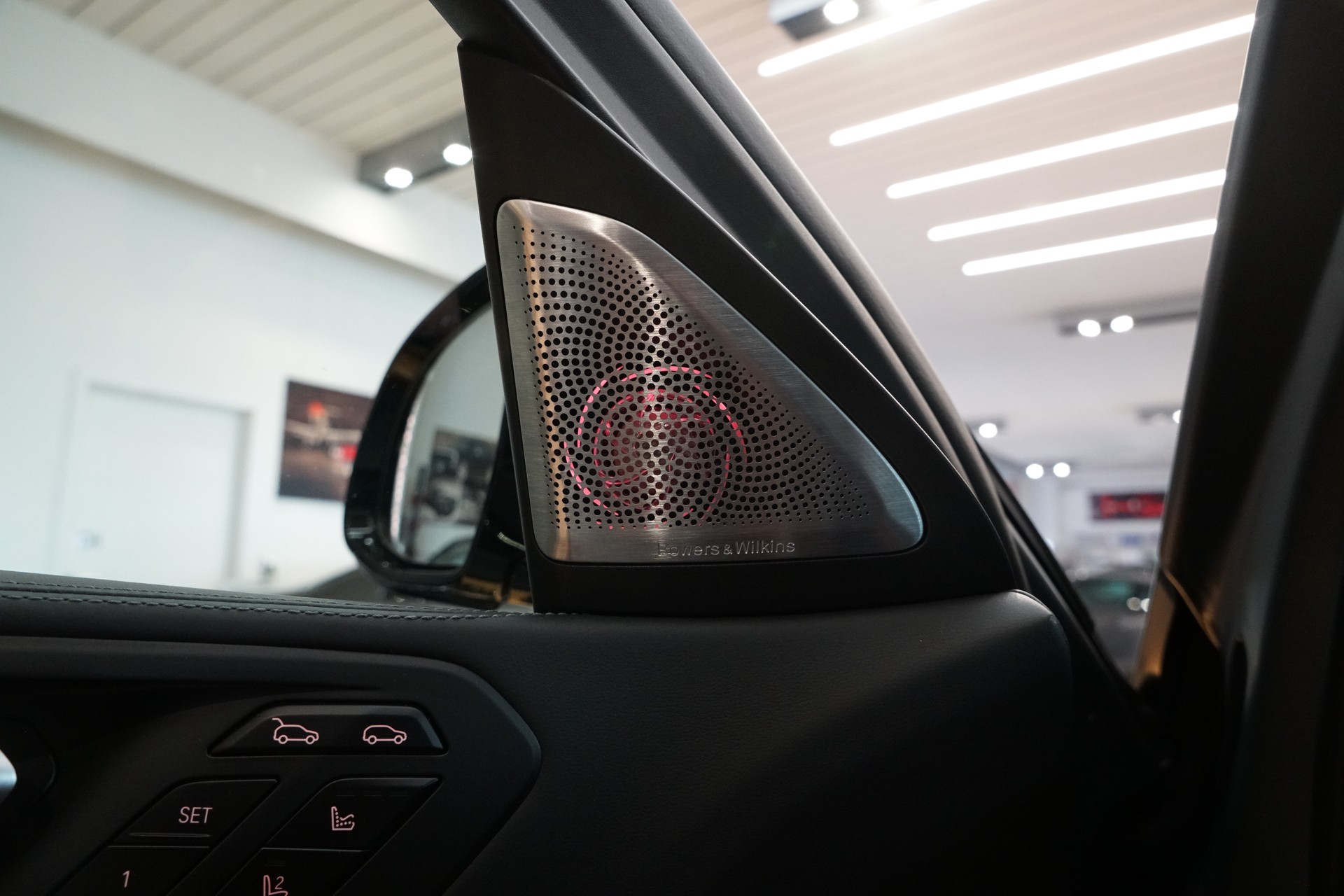 BMW X6M Steptronic M Competition Frozen Pure Grey-image-18