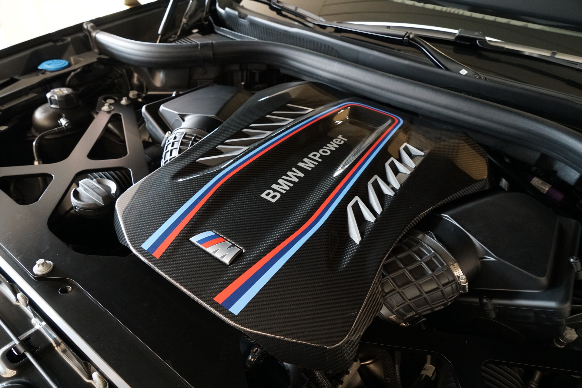 BMW X6M Steptronic M Competition Frozen Pure Grey-image-11