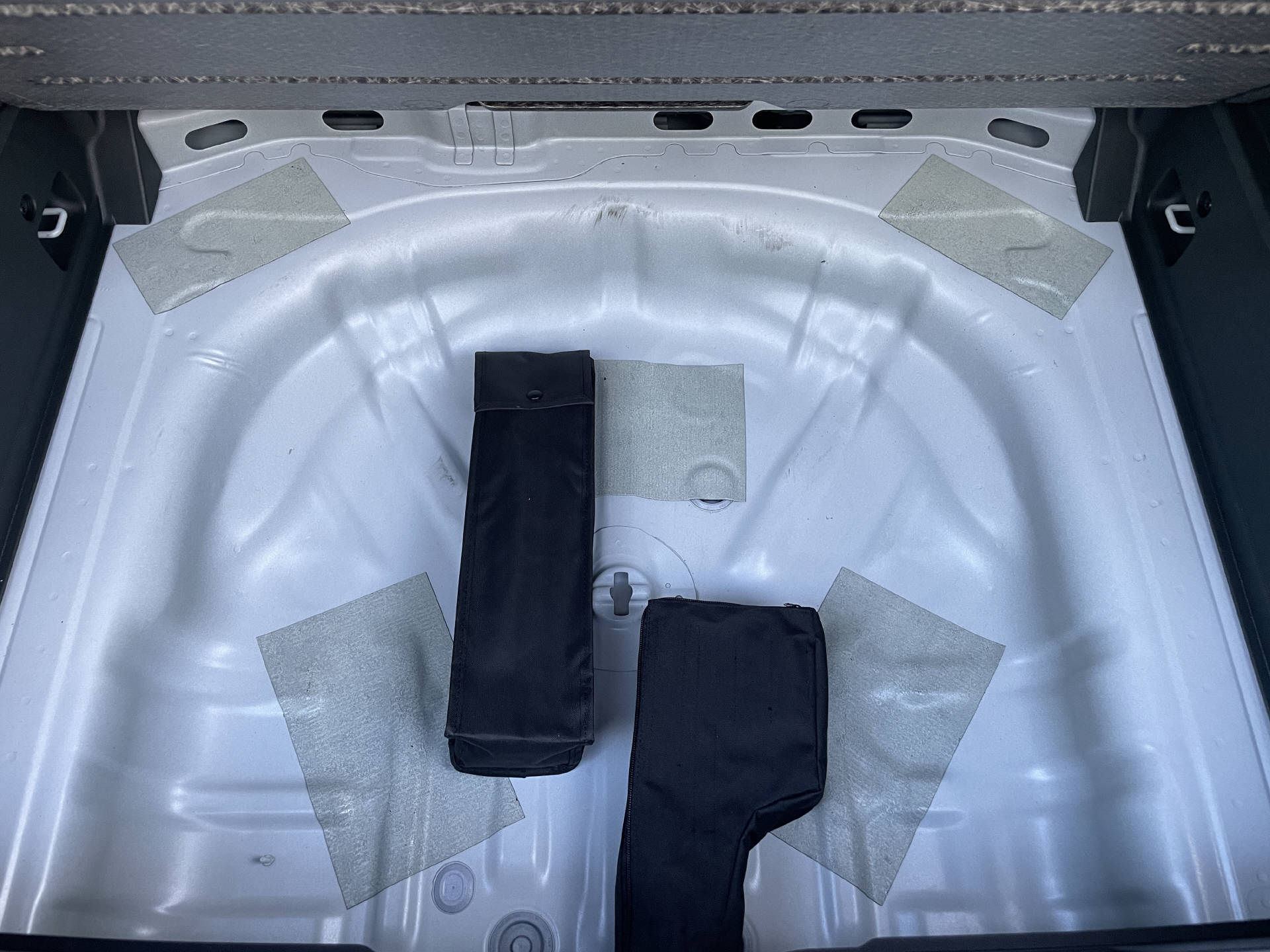 VW T-Roc 1.5 eTSI R-Line DSG-image-13