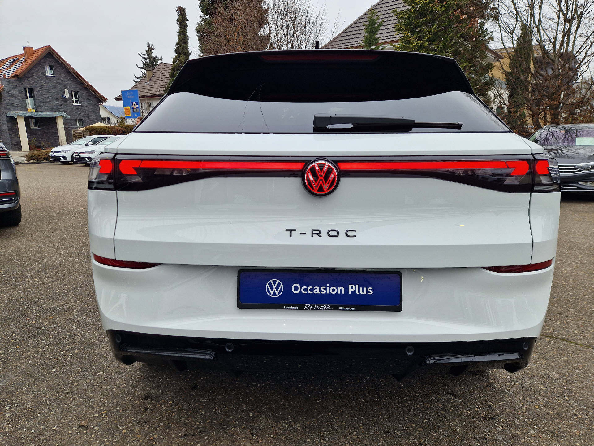 VW T-Roc 1.5 eTSI R-Line DSG-image-4