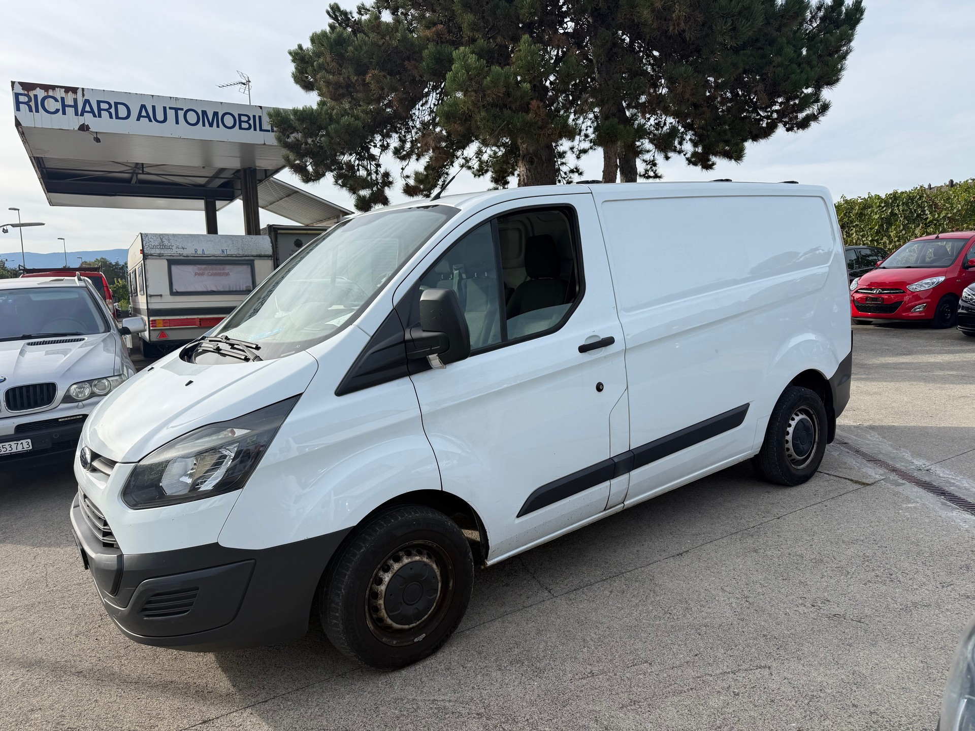 FORD Transit Custom Van 250 L1H1 Level 3-image-1
