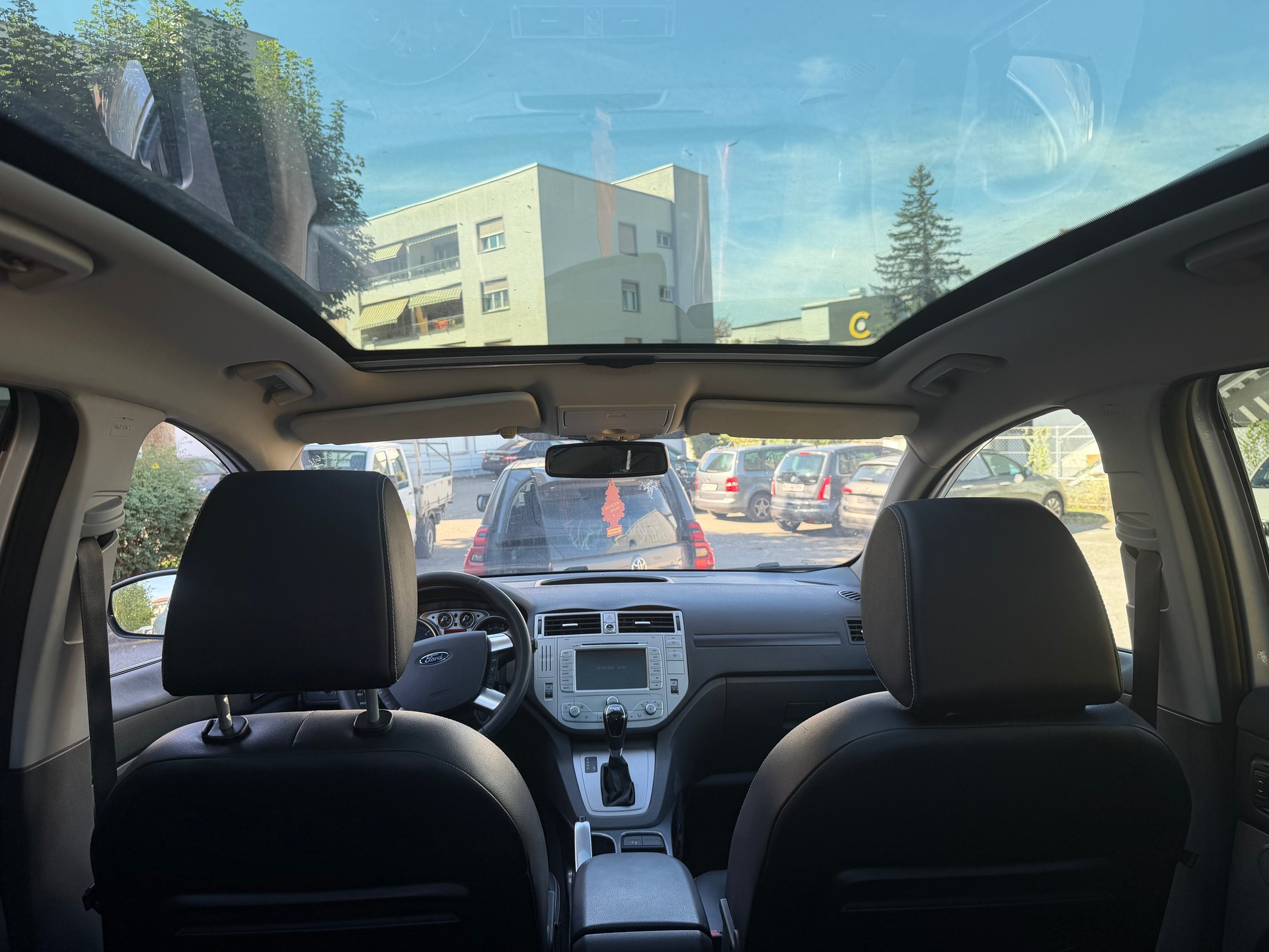 FORD Kuga 2.0 TDCi Titanium 4WD PowerShift-image-15