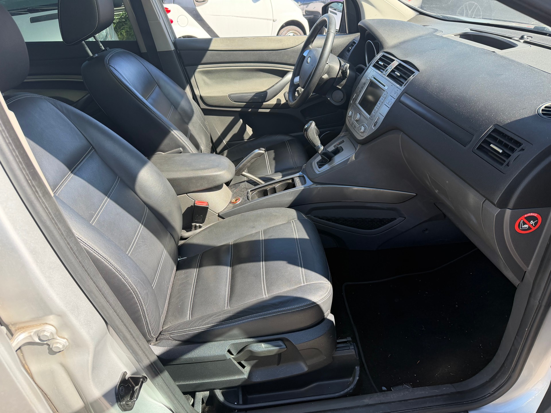 FORD Kuga 2.0 TDCi Titanium 4WD PowerShift-image-10
