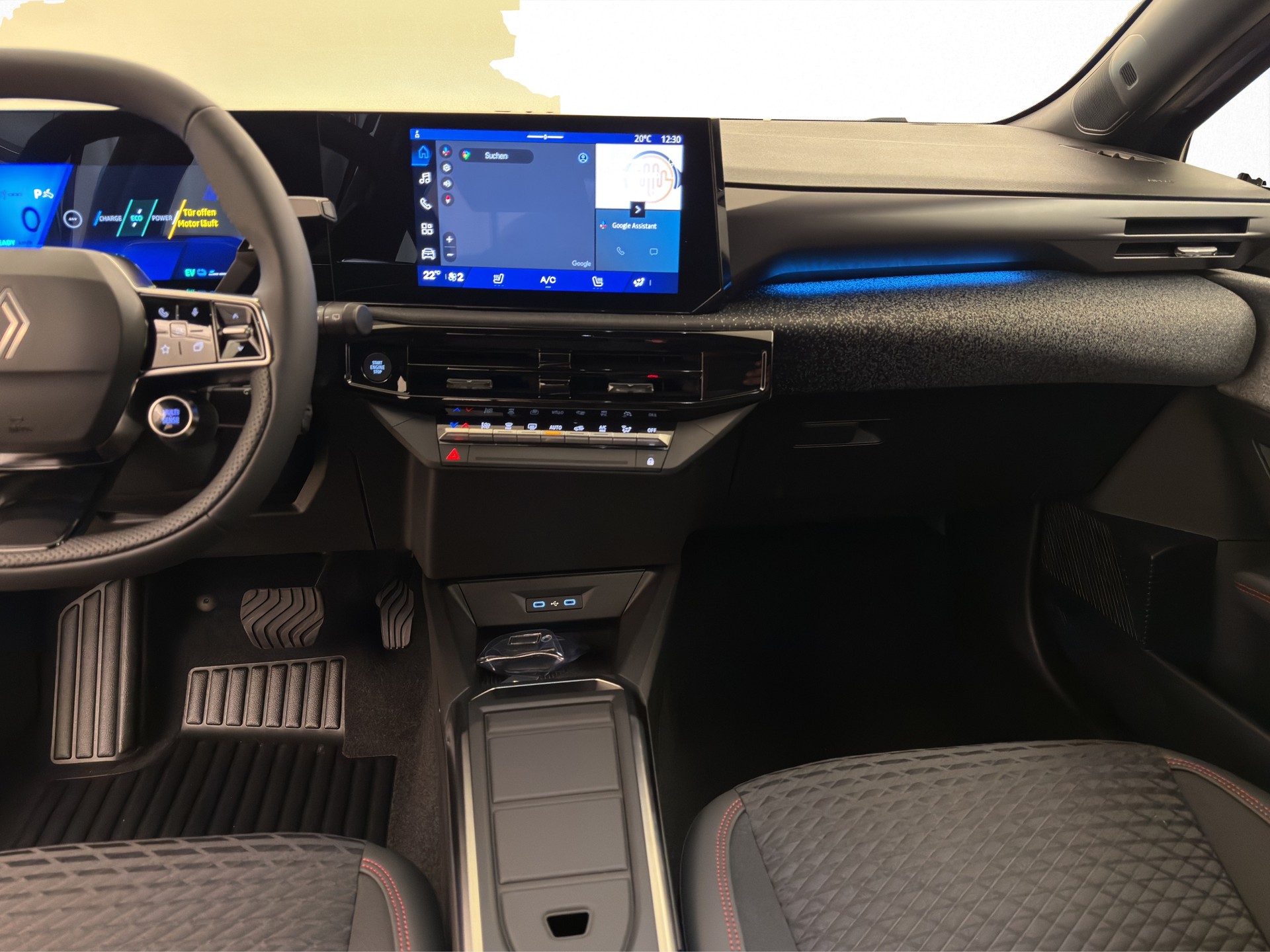 RENAULT Clio 1.8 E-Tech techno-image-9