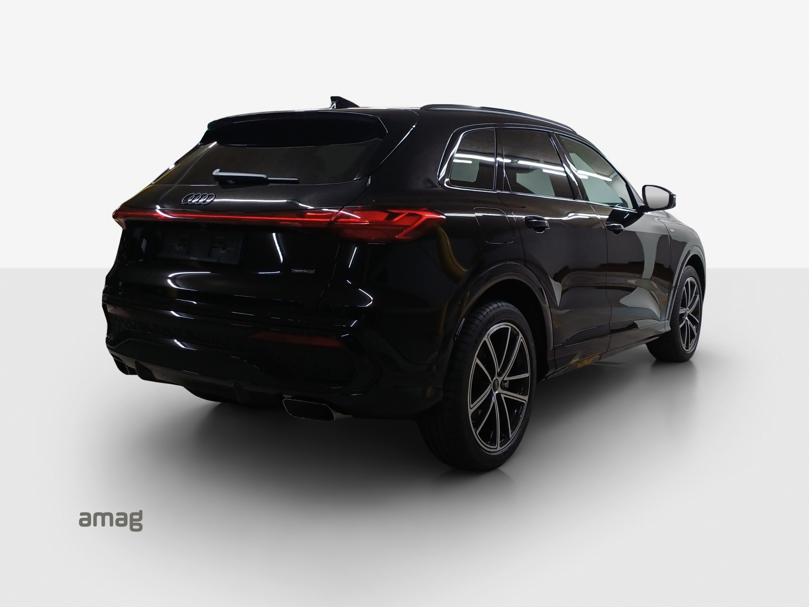 AUDI Q5 TFSI quatto 150 kW S-tronic-image-4