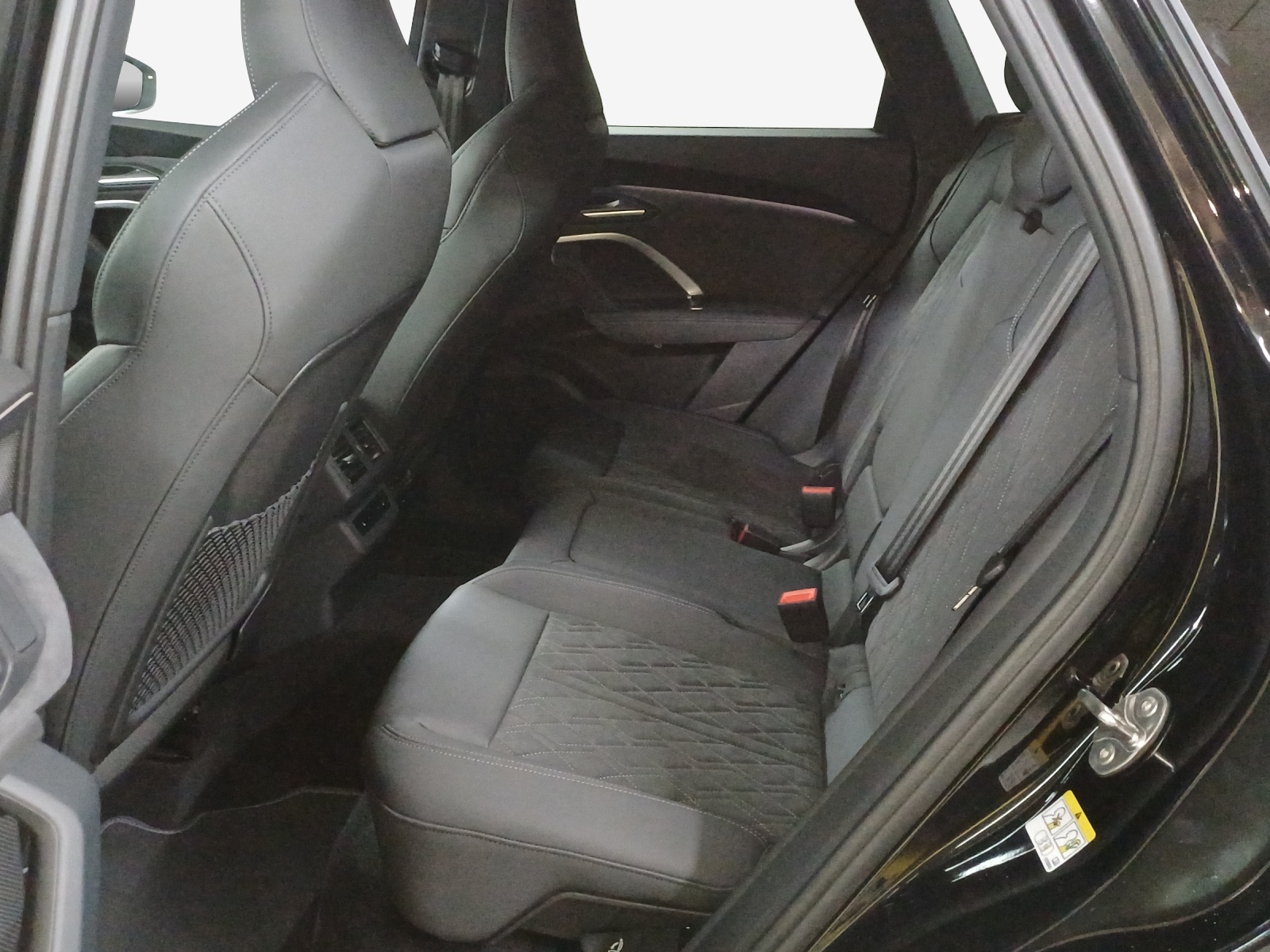 AUDI Q5 TFSI quatto 150 kW S-tronic-image-11