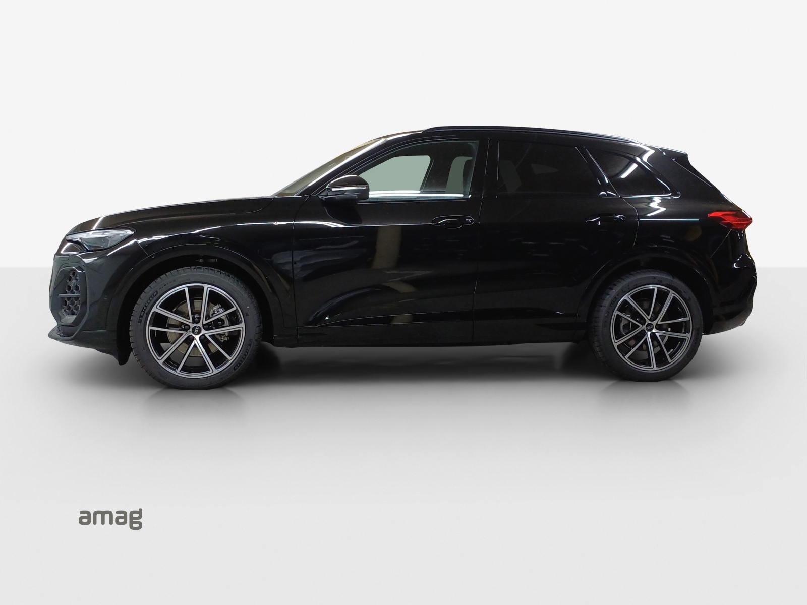 AUDI Q5 TFSI quatto 150 kW S-tronic-image-1