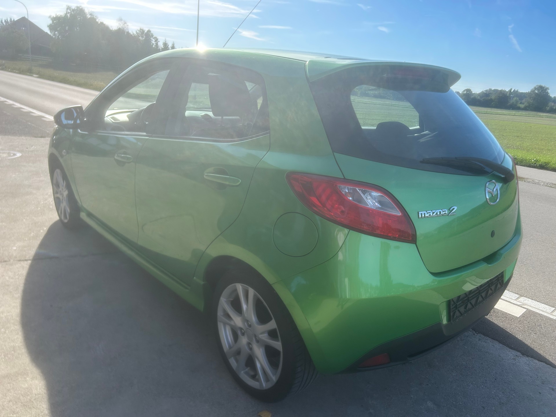 MAZDA 2 1.5i 16V Sport-image-2