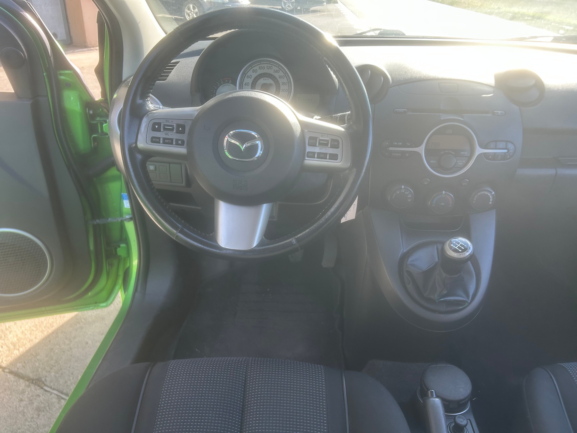 MAZDA 2 1.5i 16V Sport-image-7