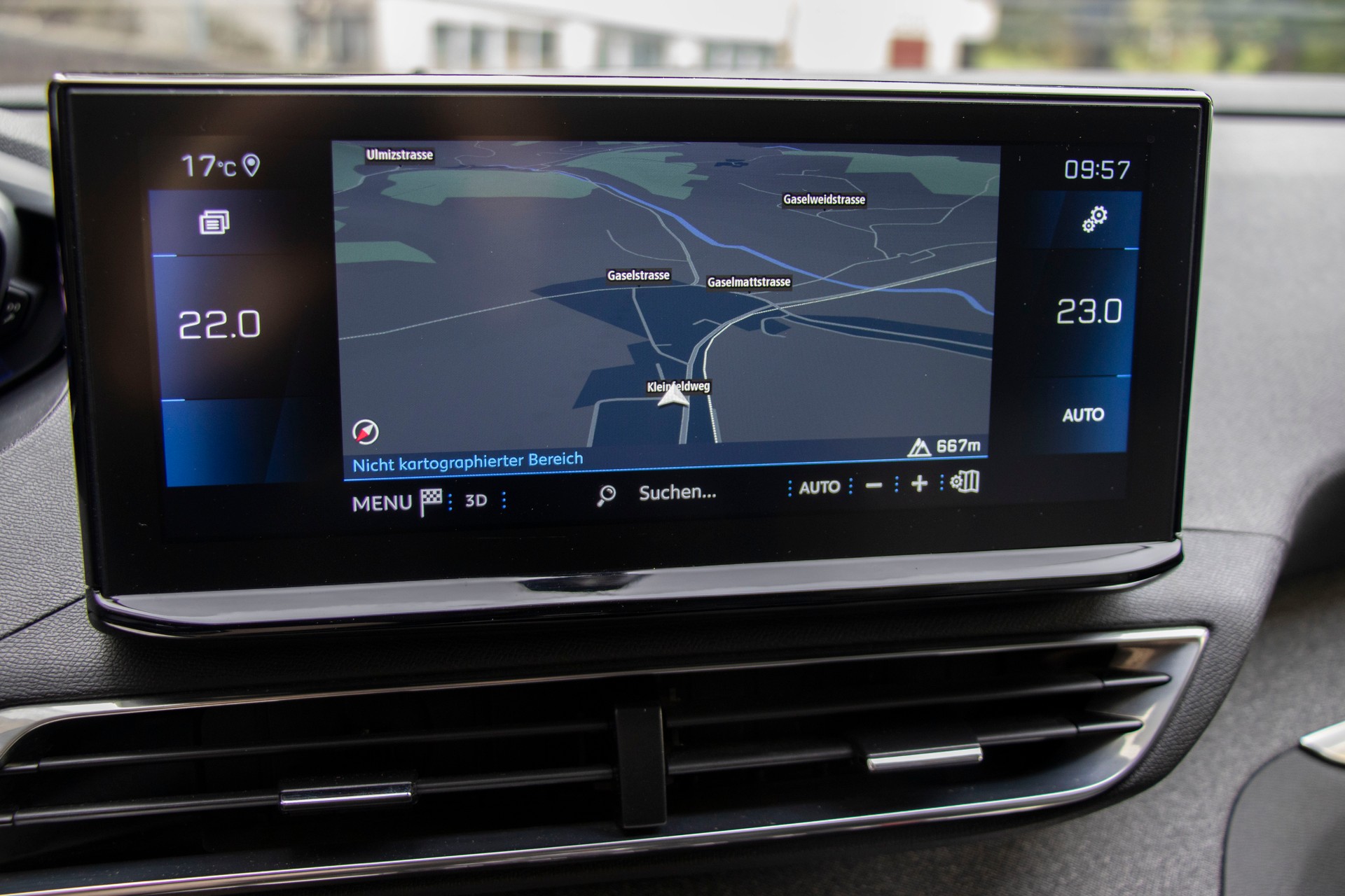 PEUGEOT 3008 1.2 PureTech Allure Pack EAT8-image-11