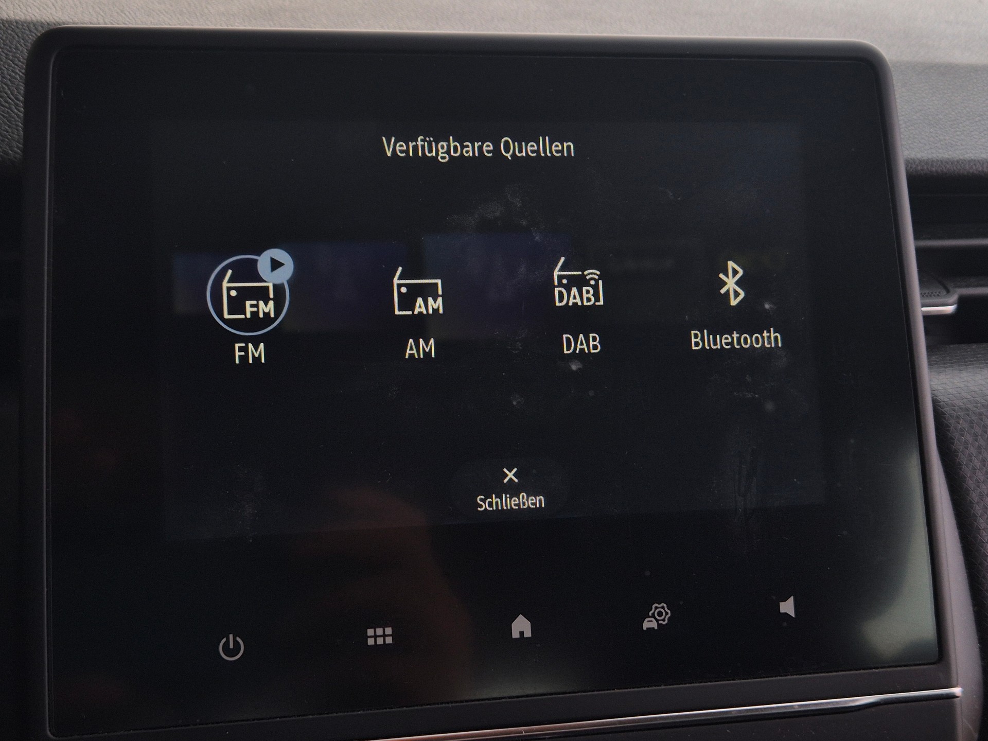 RENAULT Clio 1.0 Zen-image-17