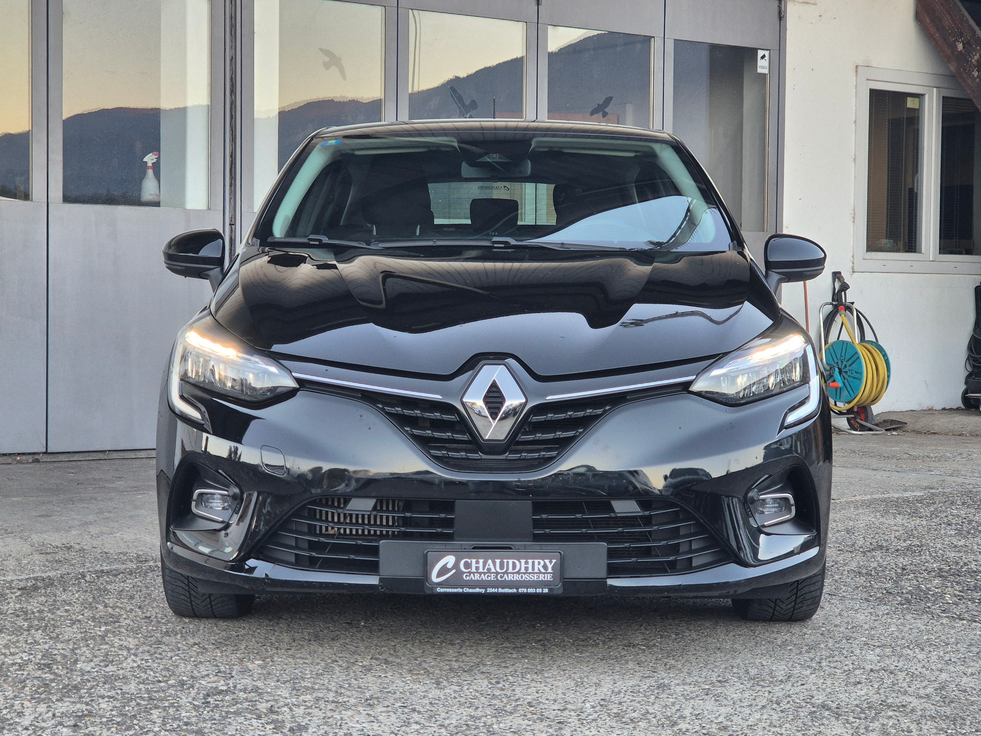RENAULT Clio 1.0 Zen-image-1