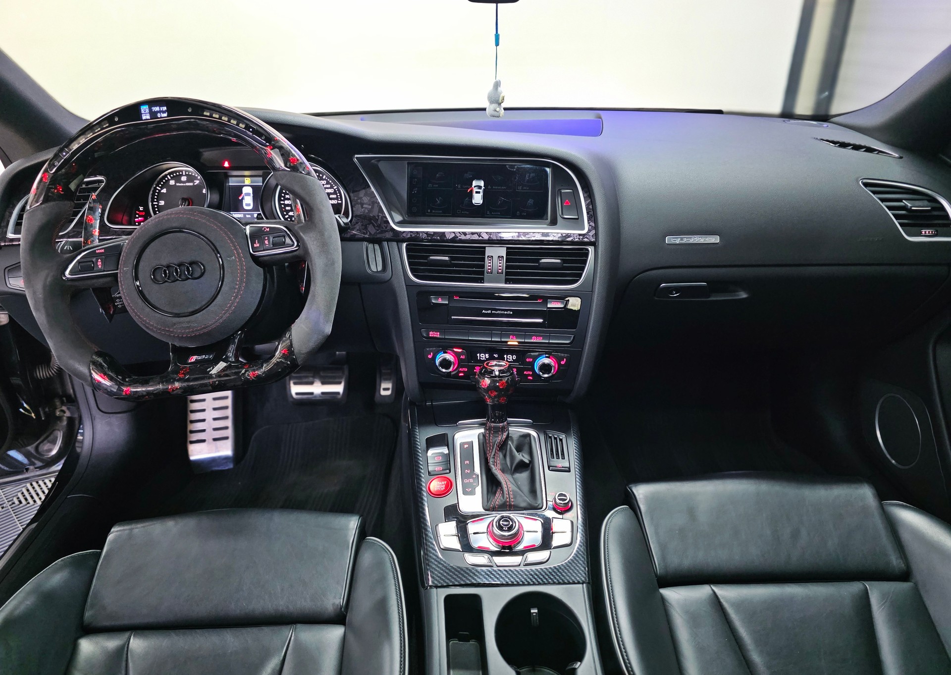 AUDI RS5 Coupé 4.2 FSI quattro S-tronic-image-13
