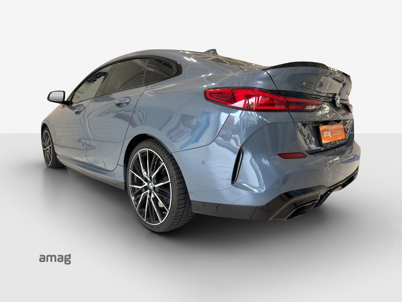 BMW M235i Gran Coupé xDrive Swiss Performance Steptronic-image-2