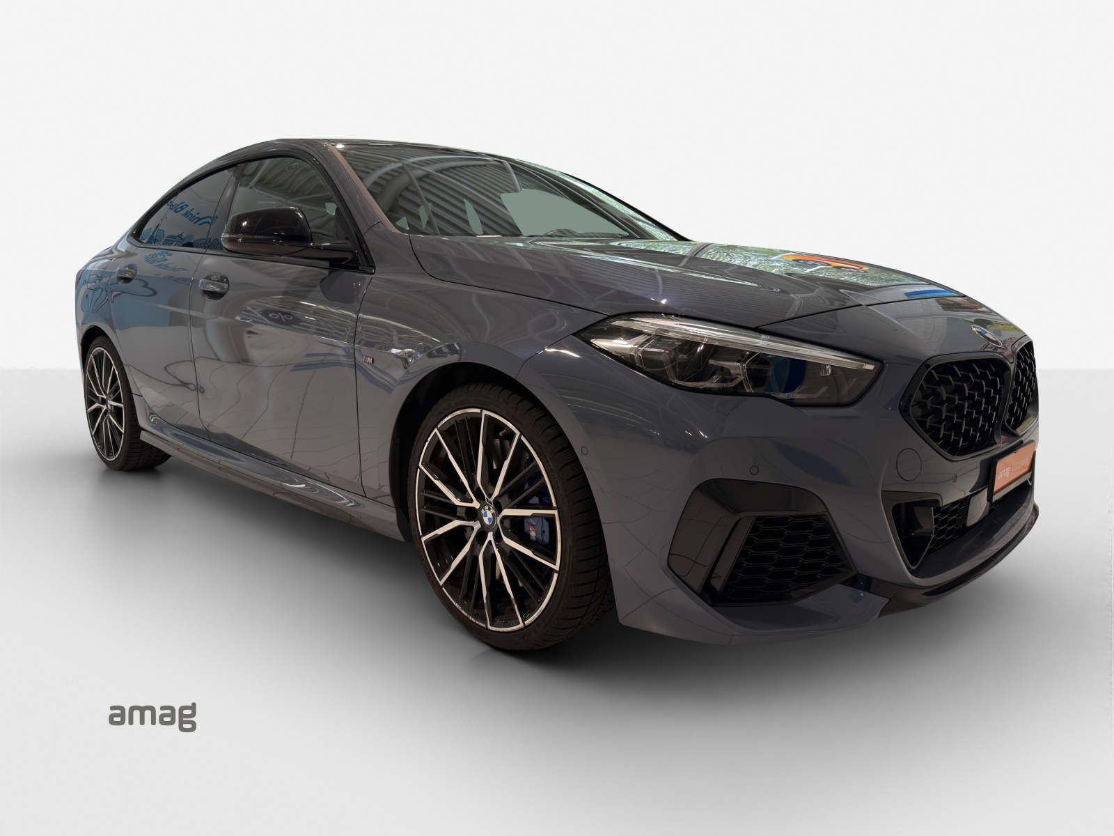 BMW M235i Gran Coupé xDrive Swiss Performance Steptronic-image-5