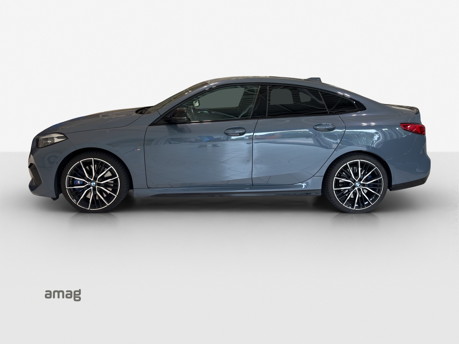 BMW M235i Gran Coupé xDrive Swiss Performance Steptronic-image-1