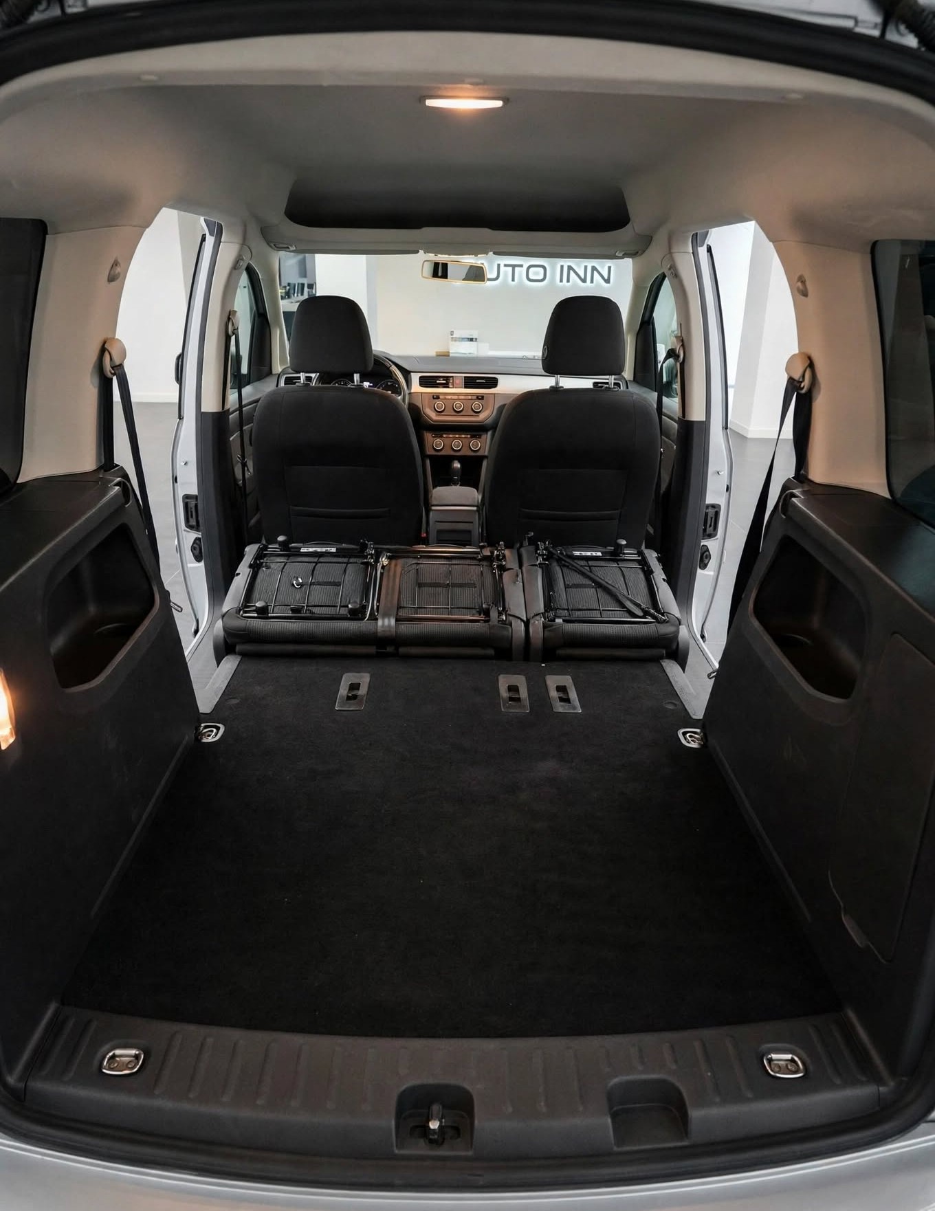 VW Caddy 1.2 TSI Generation Four - TURBO-image-4