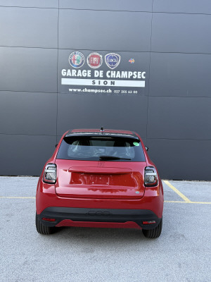 FIAT 600e Red-image-3