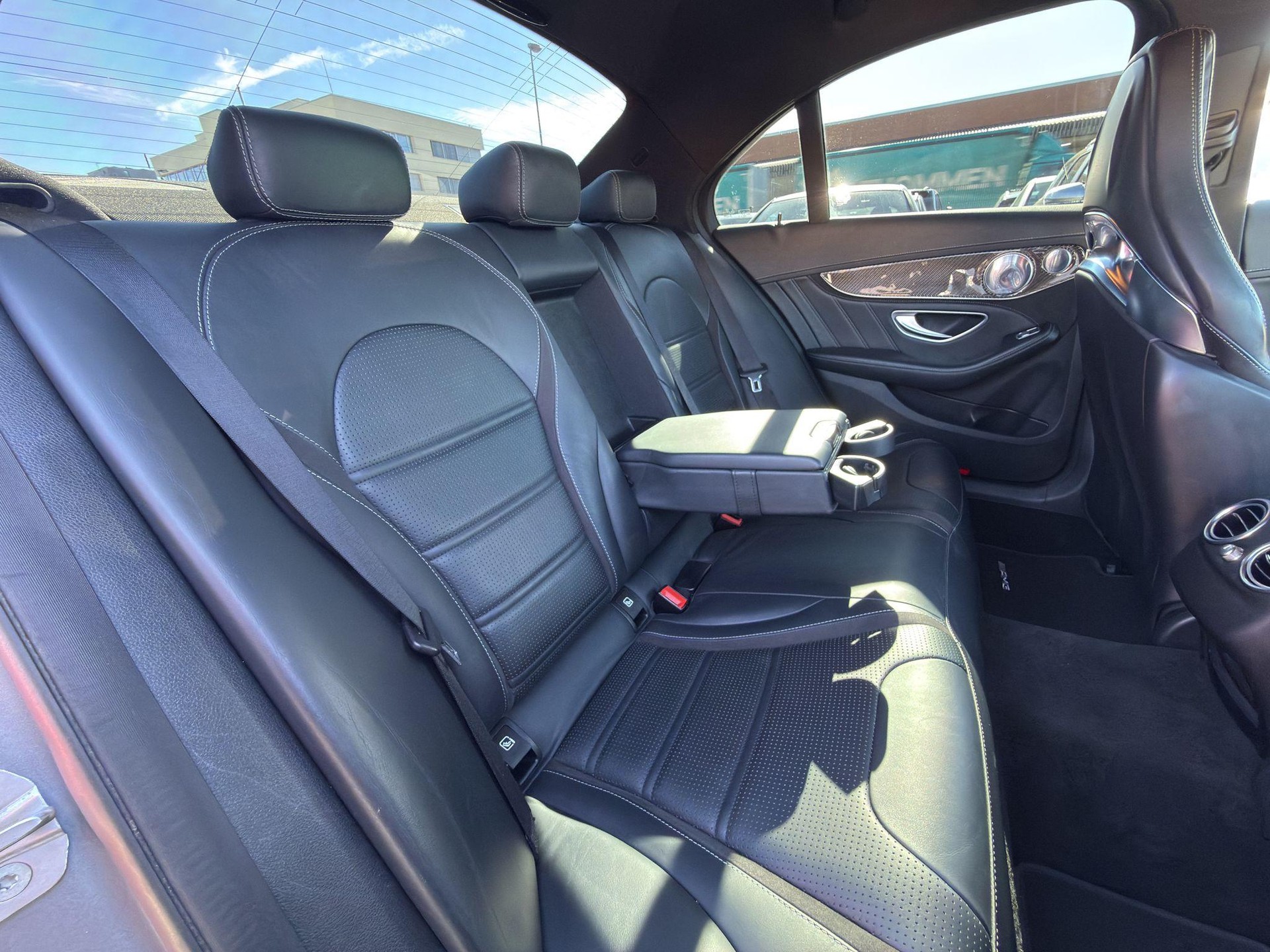 MERCEDES-BENZ C-Klasse W205 C 63 S AMG-image-21