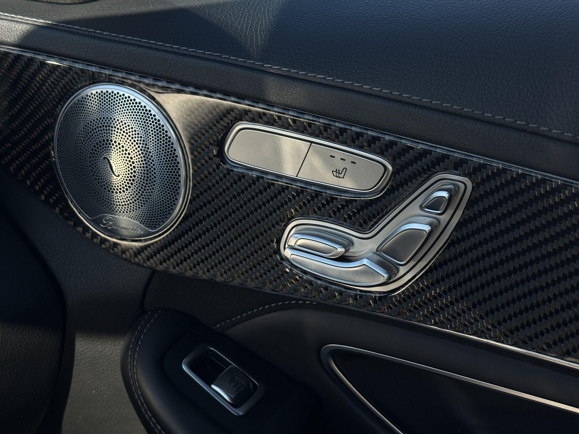 MERCEDES-BENZ C-Klasse W205 C 63 S AMG-image-22