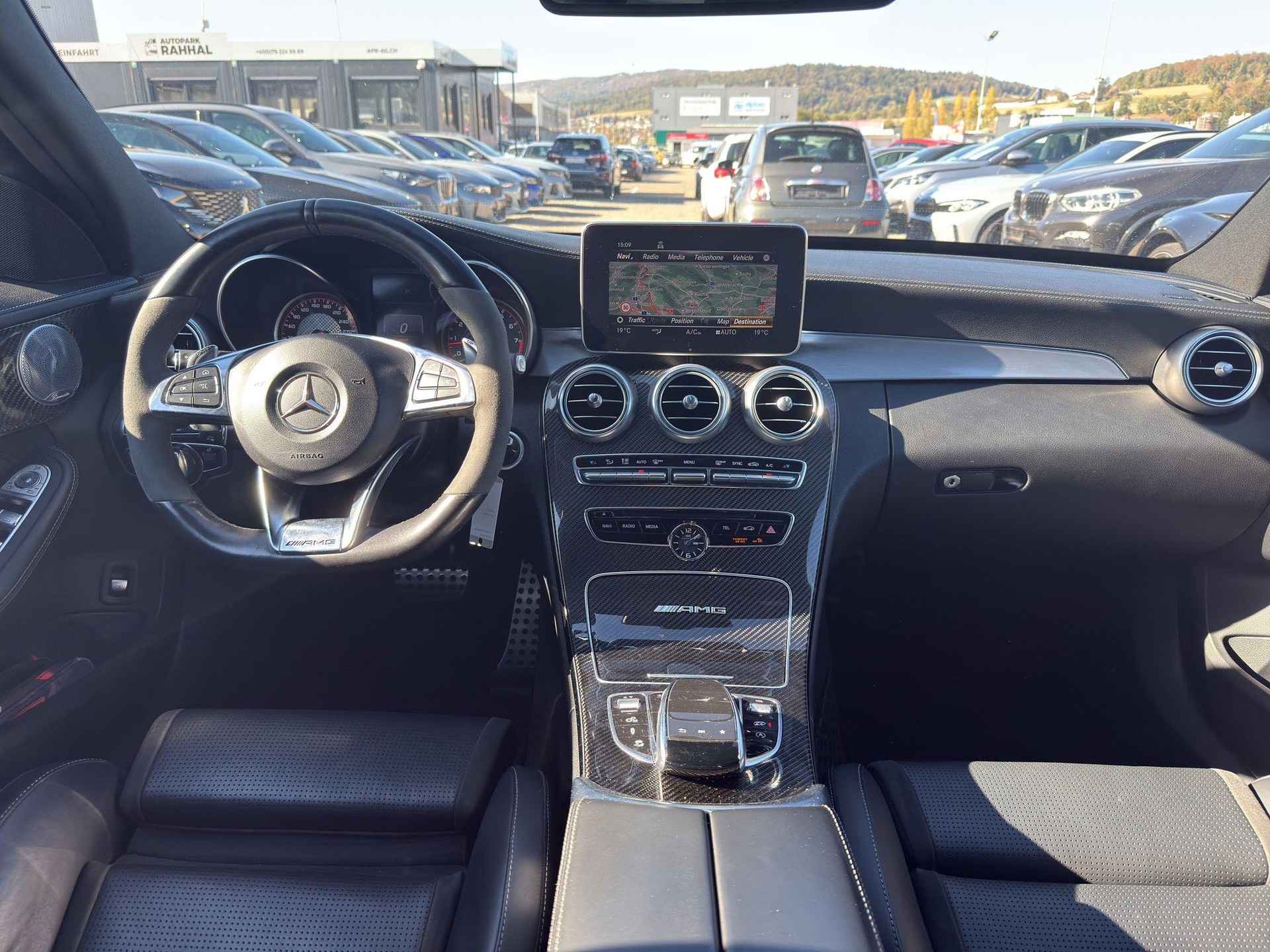 MERCEDES-BENZ C-Klasse W205 C 63 S AMG-image-11