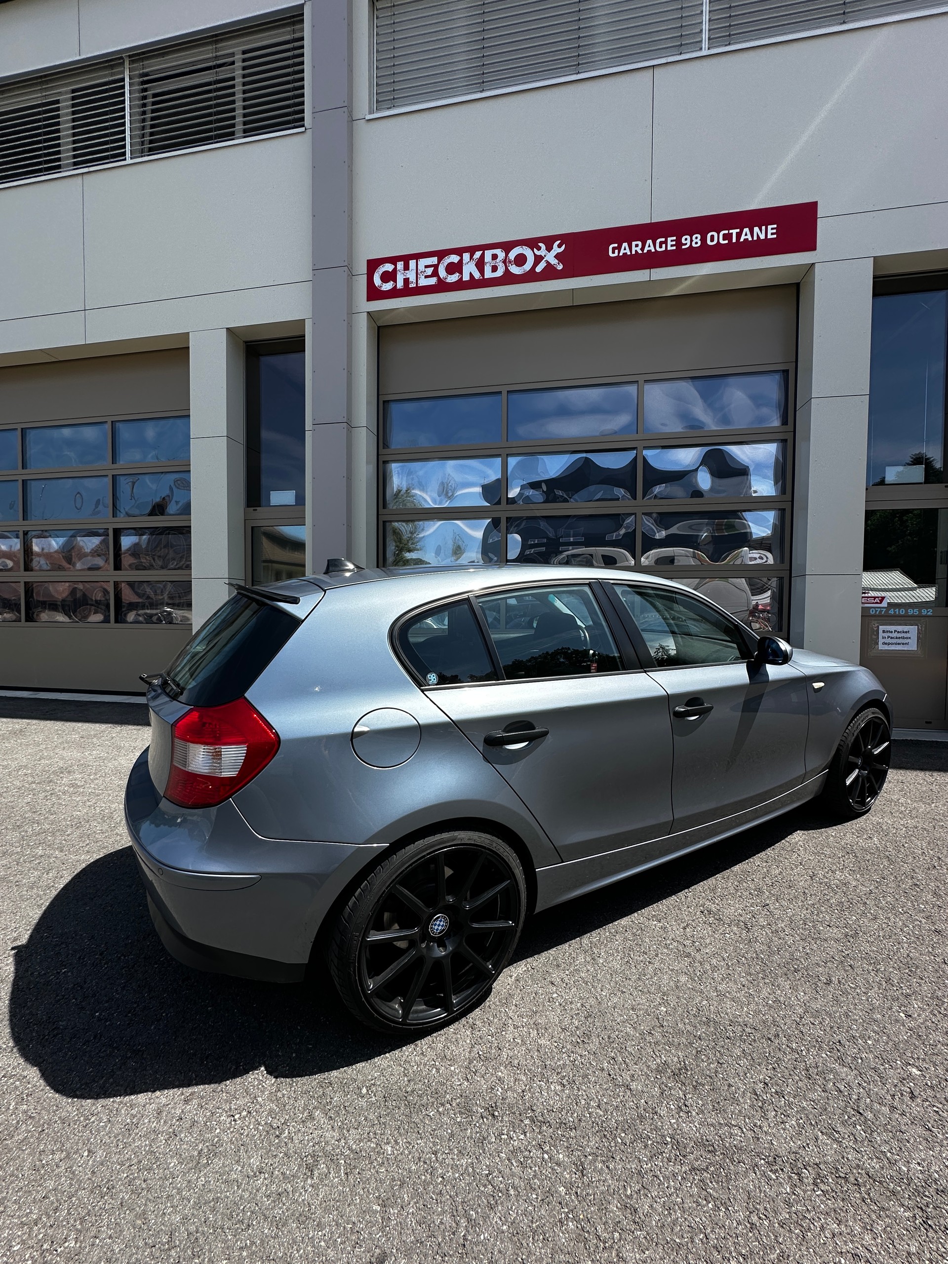 BMW 118i-image-2