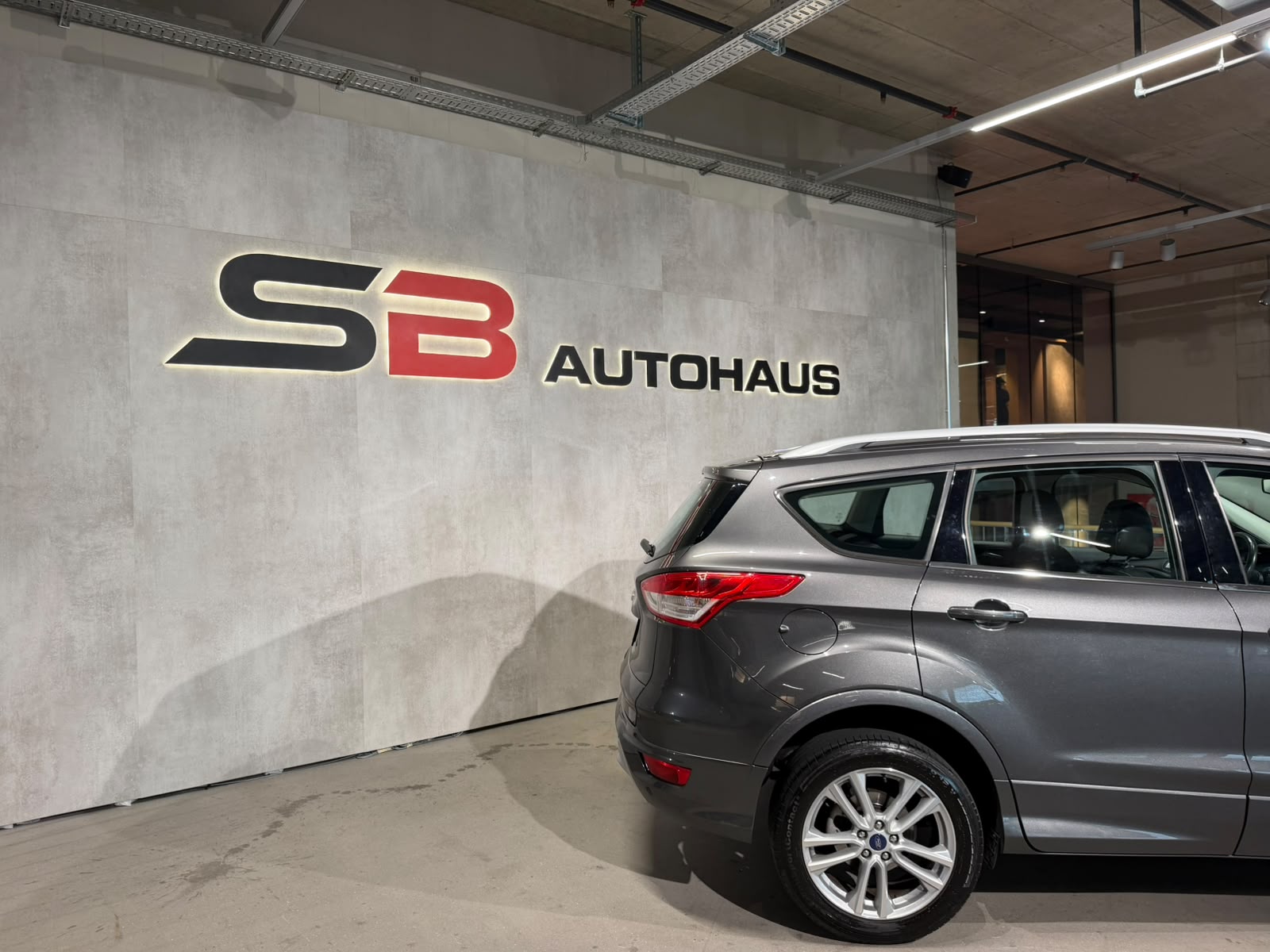 FORD Kuga 2.0 TDCi Titanium S 4WD PowerShift-image-9