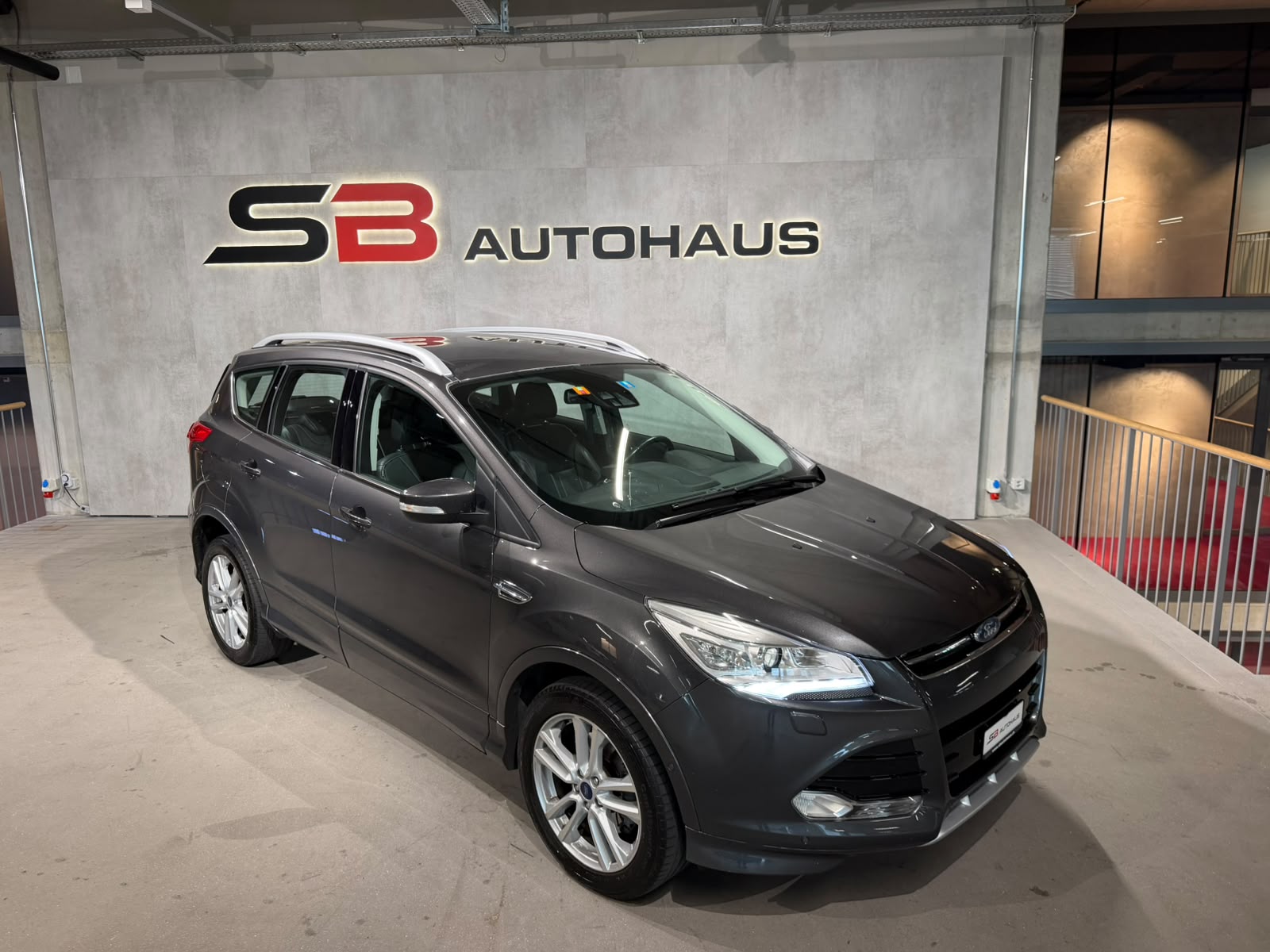FORD Kuga 2.0 TDCi Titanium S 4WD PowerShift-image-3