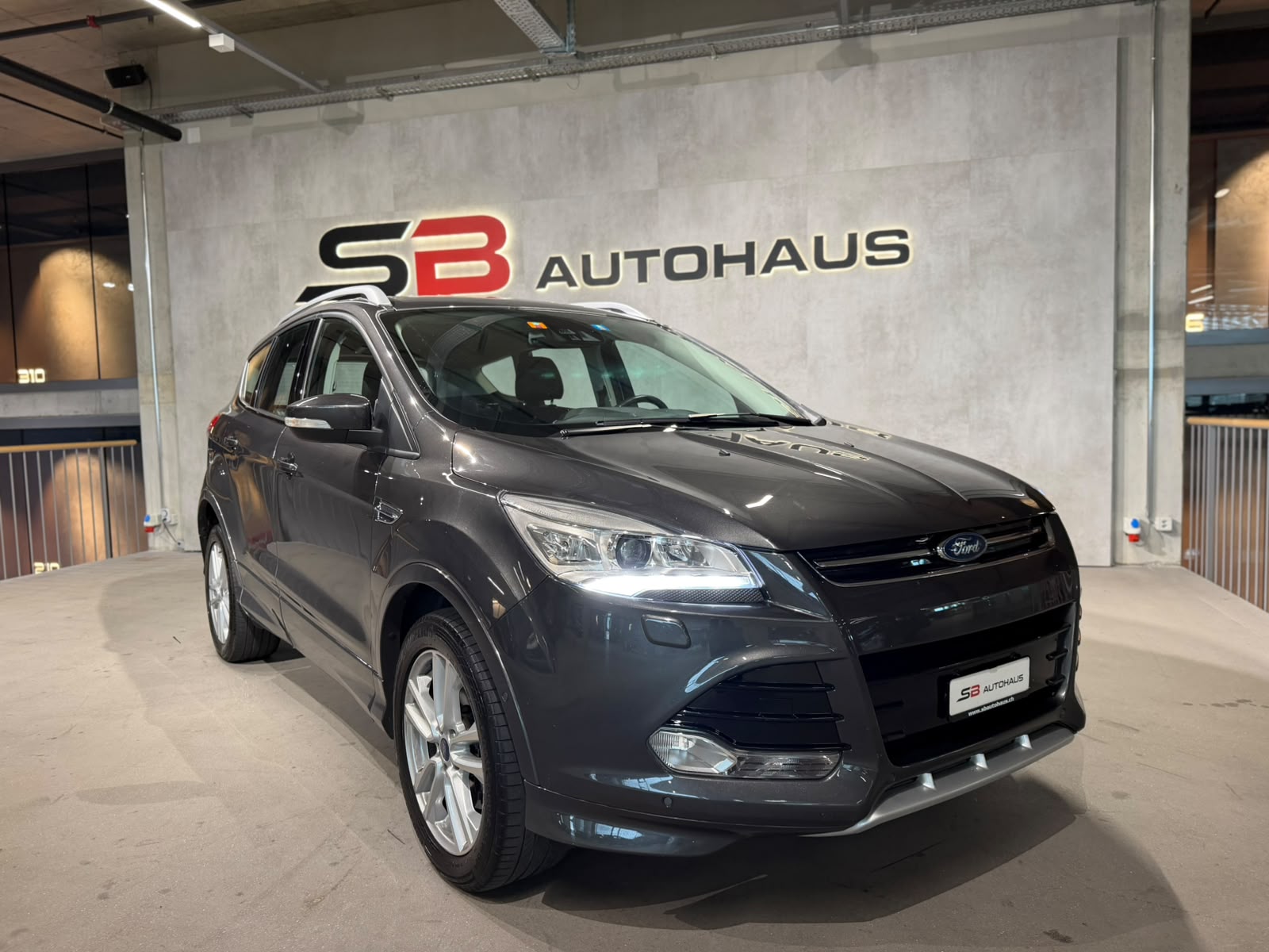 FORD Kuga 2.0 TDCi Titanium S 4WD PowerShift-image-6