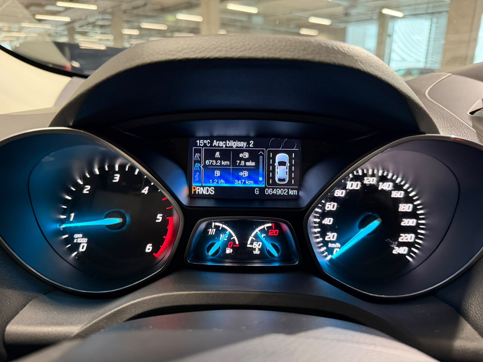 FORD Kuga 2.0 TDCi Titanium S 4WD PowerShift-image-26