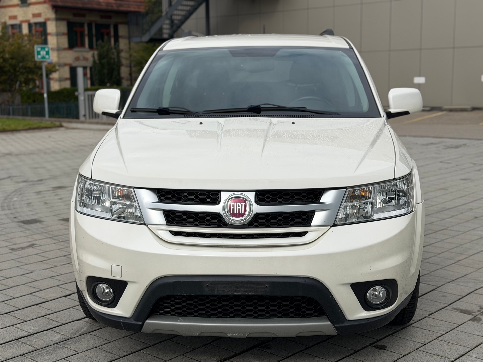 FIAT Freemont 3.6 V6 Lounge AWD Automatic-image-2