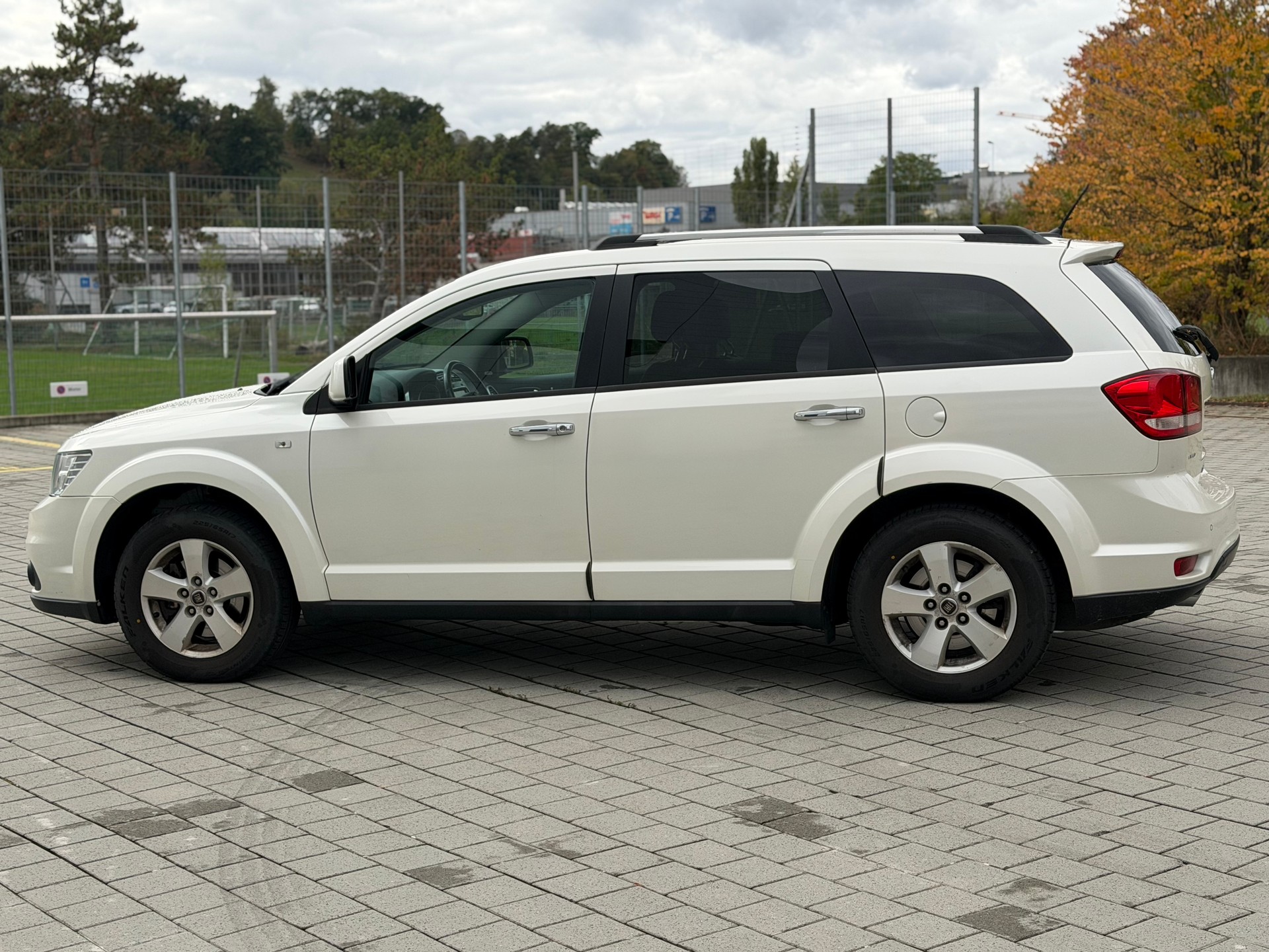 FIAT Freemont 3.6 V6 Lounge AWD Automatic-image-4