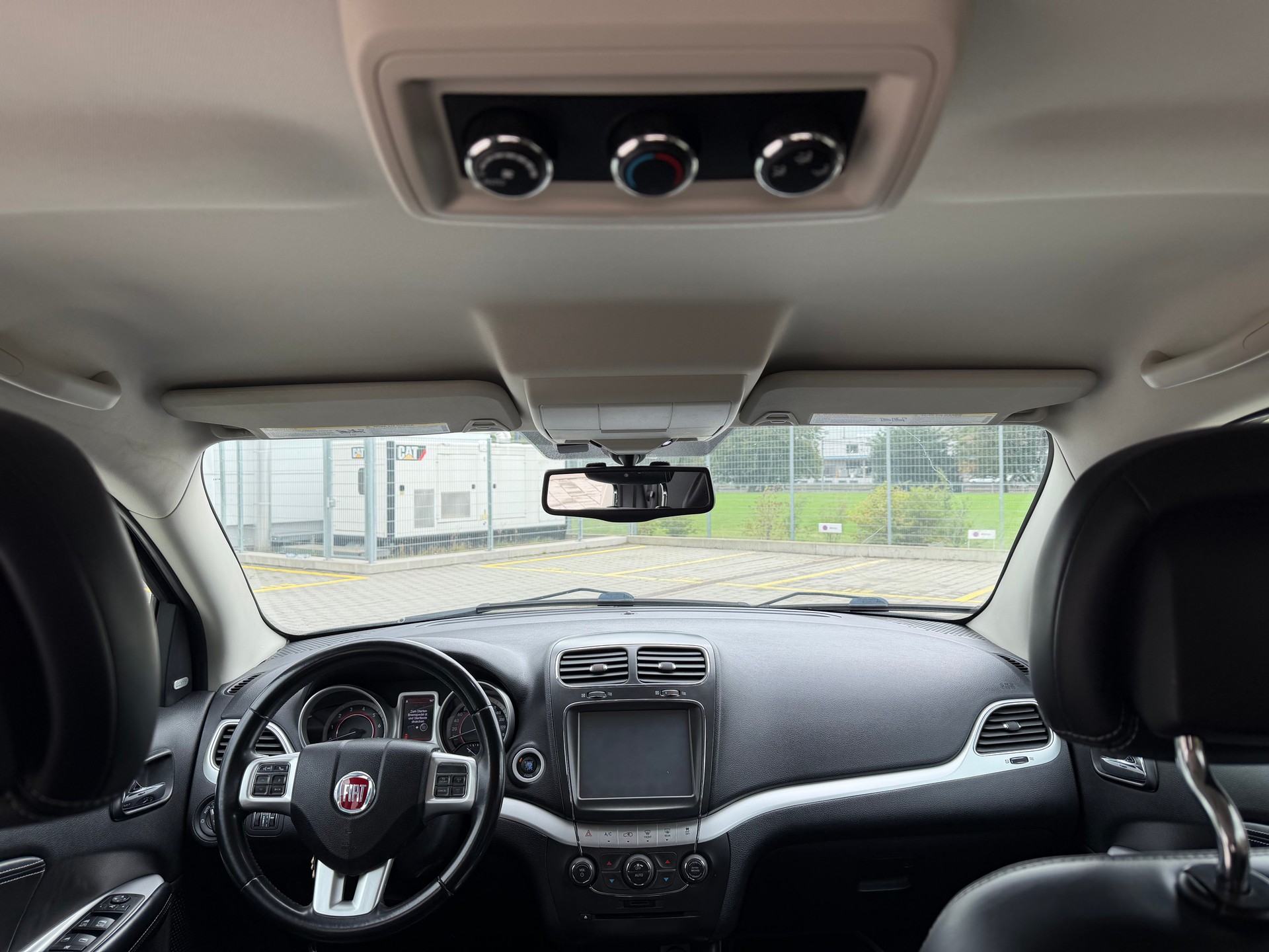 FIAT Freemont 3.6 V6 Lounge AWD Automatic-image-10