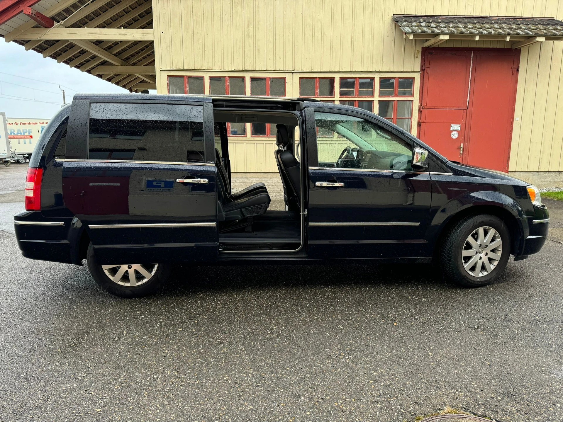 CHRYSLER Grand Voyager 2.8 CRD Limited Automatic-image-5