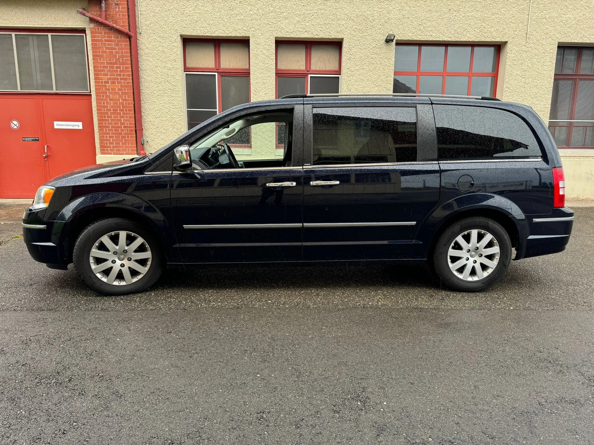 CHRYSLER Grand Voyager 2.8 CRD Limited Automatic-image-4