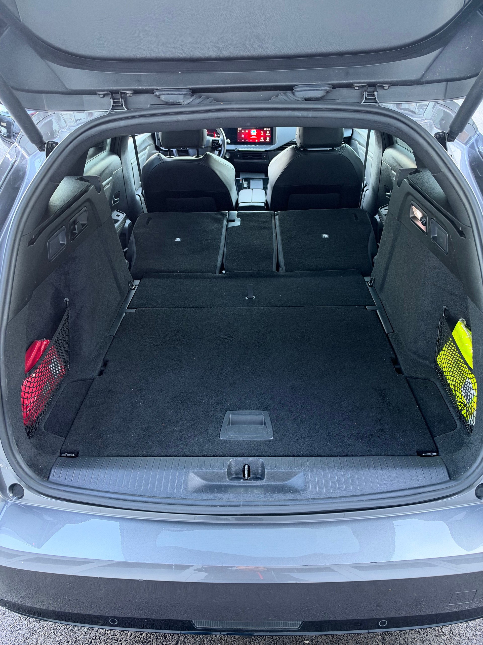 OPEL Astra Sports Tourer 1.2i Turbo GS A-image-23