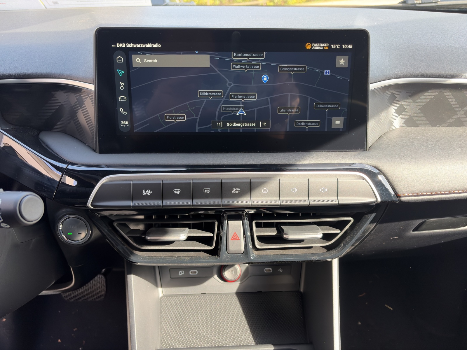 MG 3 1.5 Hybrid Luxury-image-7