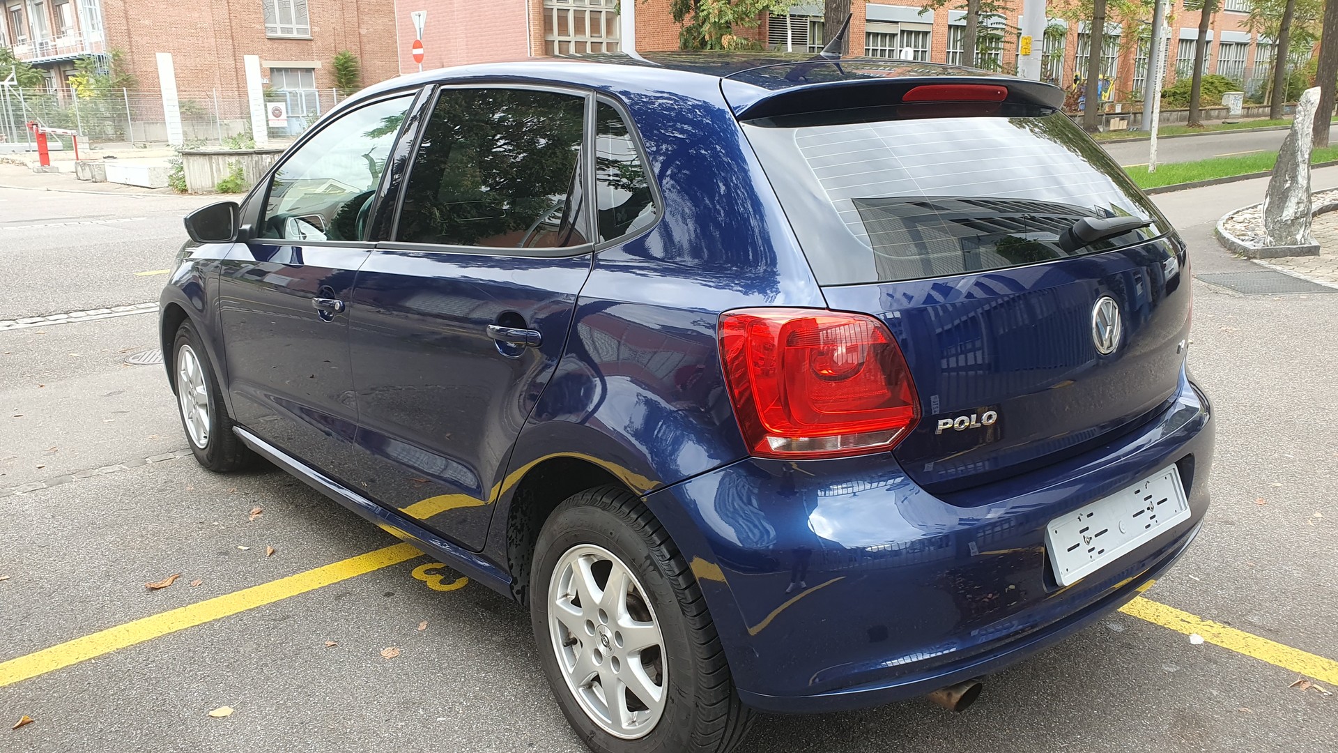 VW 1.4 Trendline-image-2